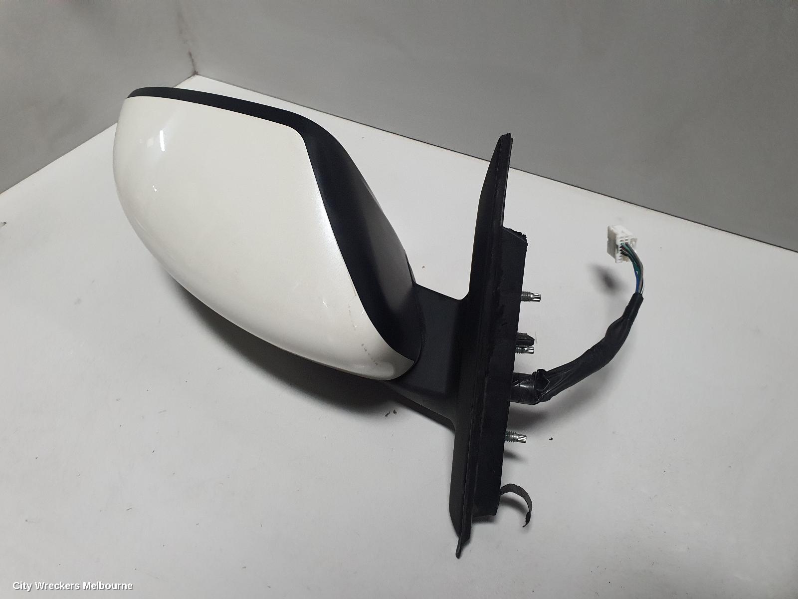 NISSAN XTRAIL RIGHT DOOR MIRROR, T32, TS/ST, NON CAMERA TYPE, 02/2014 ONWARDS