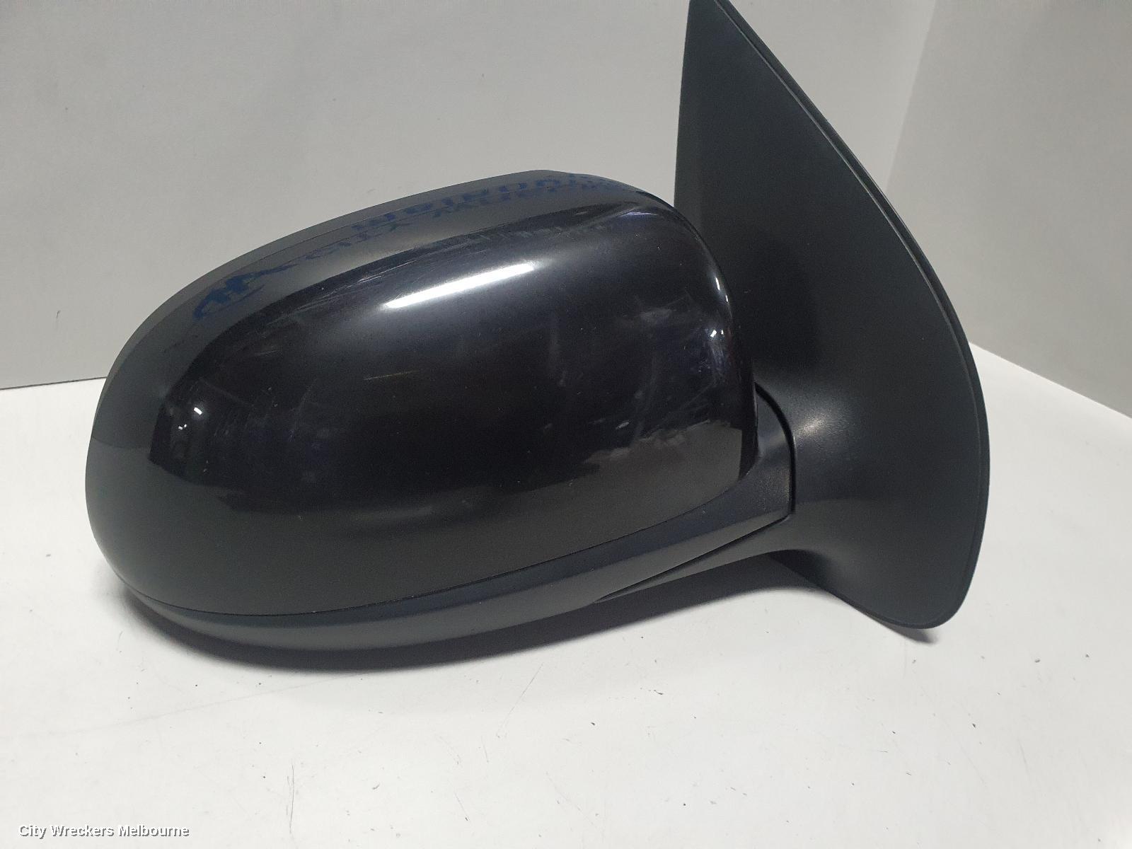 HYUNDAI I20 RIGHT DOOR MIRROR, PB, POWER FOLDING, NON FLASHER TYPE, 07/2010 - 12/2015