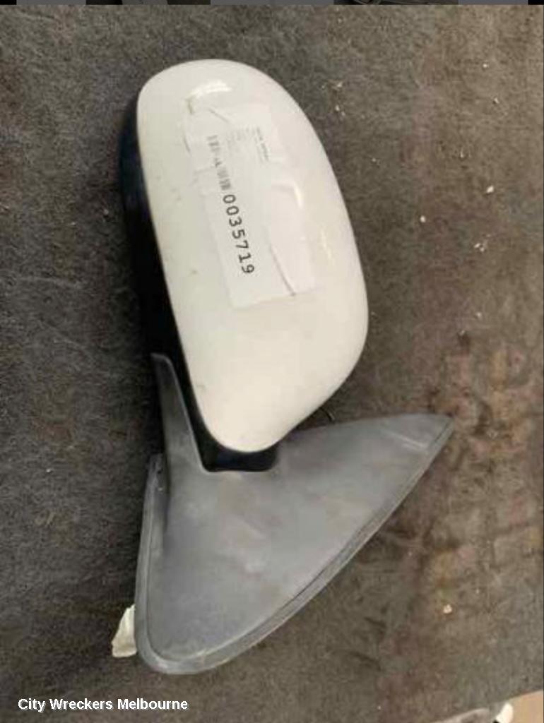 NISSAN PULSAR RIGHT DOOR MIRROR, N16, SEDAN, COLOUR CODED, 07/2000 - 07/2003