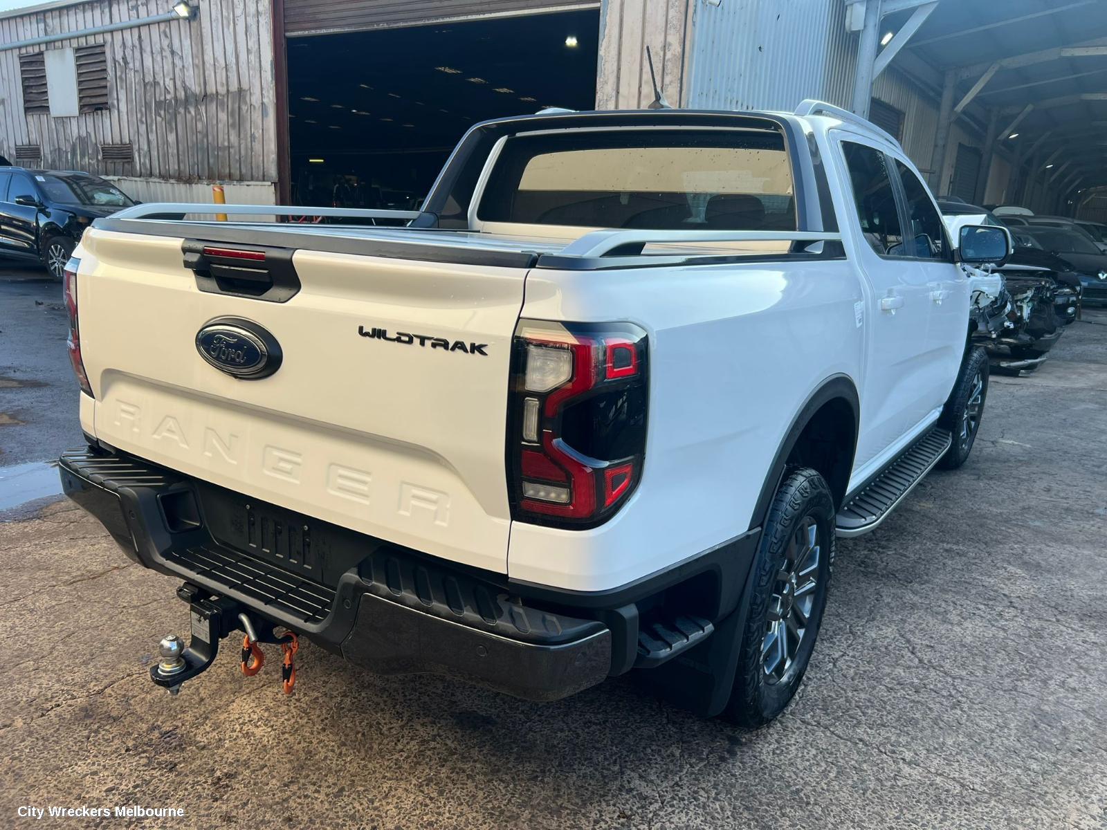 FORD RANGER TONNEAU/COVER, MOUNTAIN TOP ROLL DECK, DUAL CAB, WILDTRAK, RA, 05/2022 ONWARDS
