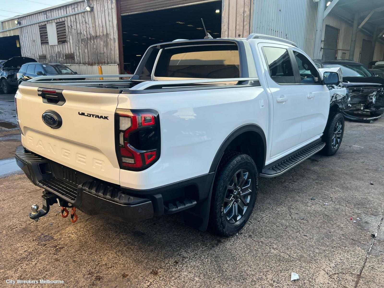 FORD RANGER TONNEAU/COVER, MOUNTAIN TOP ROLL DECK, DUAL CAB, WILDTRAK, RA, 05/2022 ONWARDS