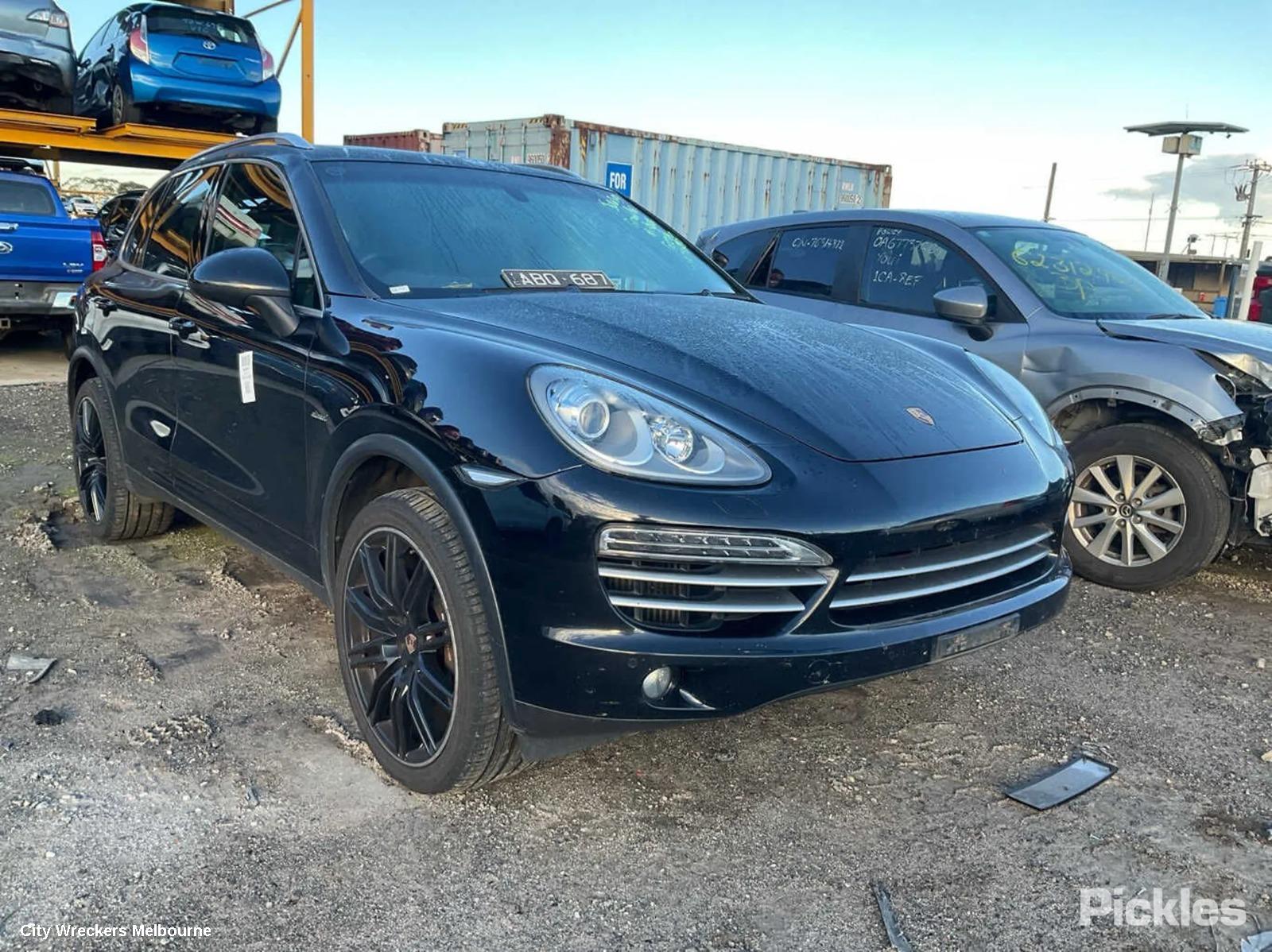 PORSCHE CAYENNE BONNET, 92A, 07/2010 - 10/2014