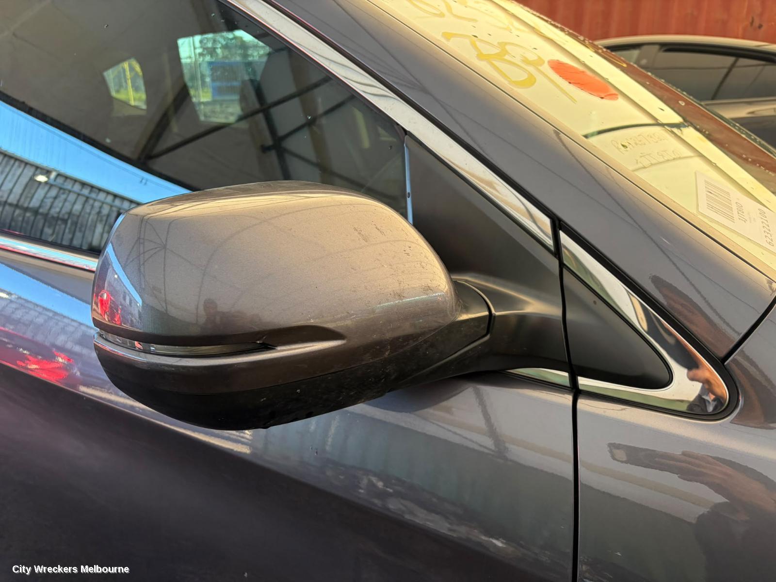 HONDA CRV RIGHT FRONT DOOR, RM, 11/2012 - 04/2017