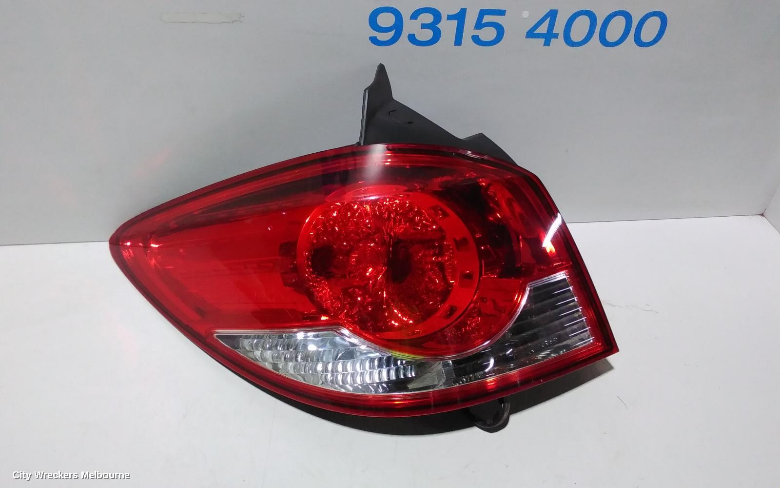 HOLDEN CRUZE LEFT TAILLIGHT, JH, HATCH, IN BODY, 03/2011 - 01/2017