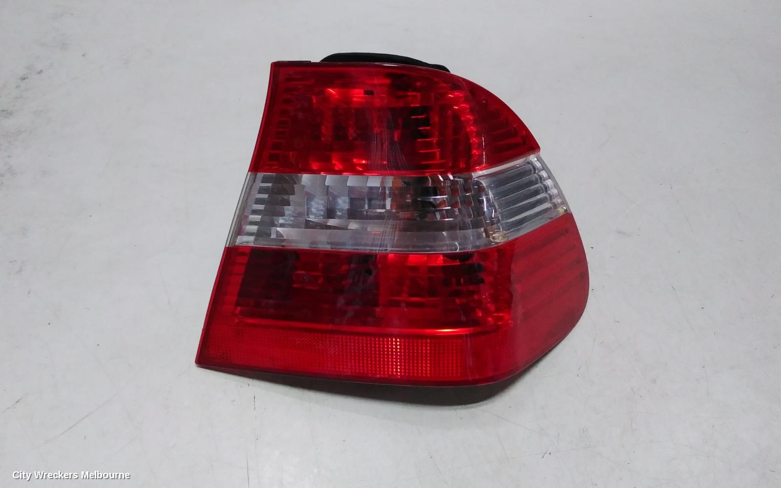 BMW 3 SERIES RIGHT TAILLIGHT, E46, SEDAN, CLEAR FLASHER TYPE, 10/2001 - 01/2005