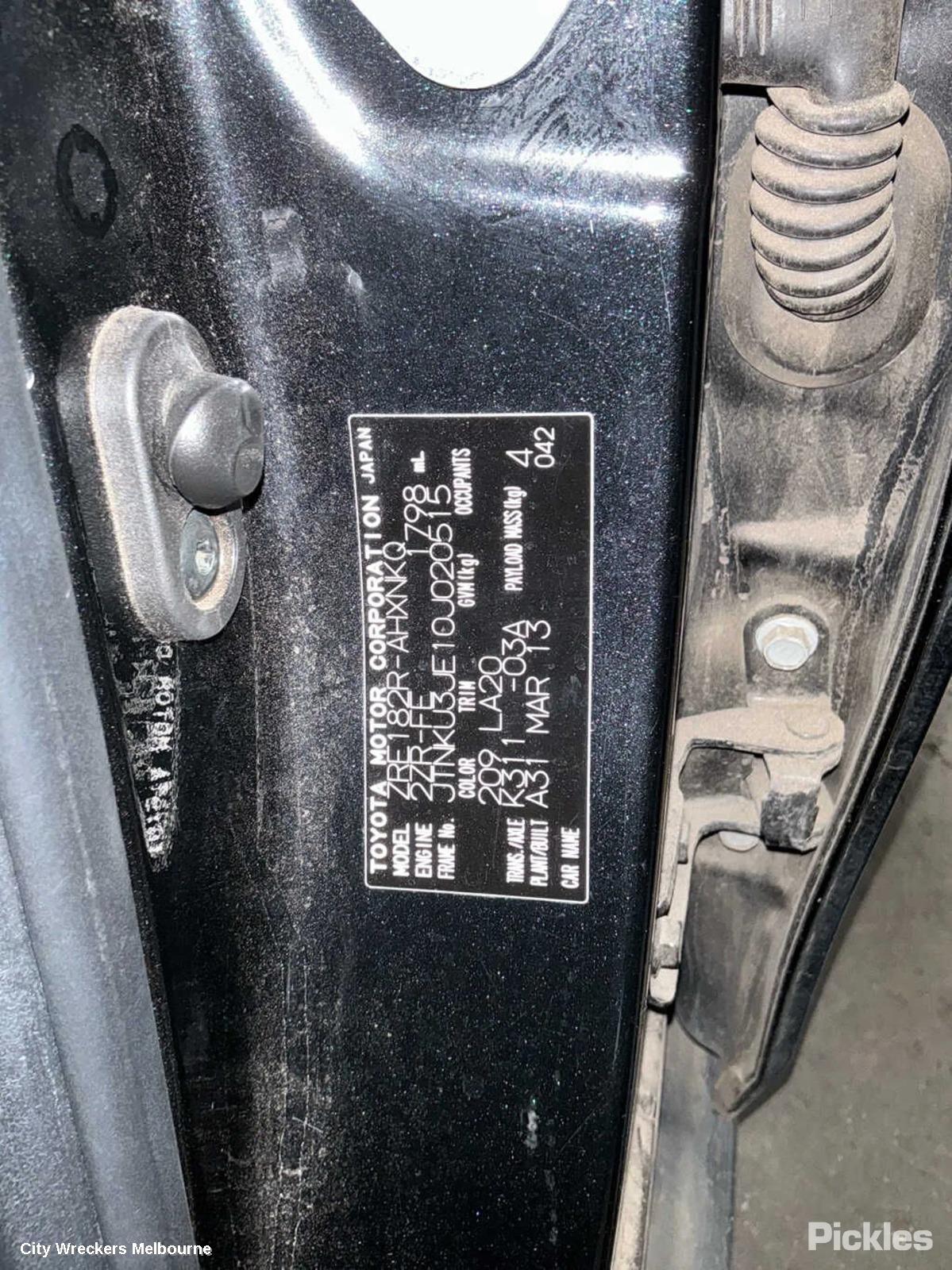 TOYOTA COROLLA RIGHT INDICATOR/FOG/SIDE, BUMPER FOGLAMP, ZRE182R, HATCH, 08/2012 - 03/2015