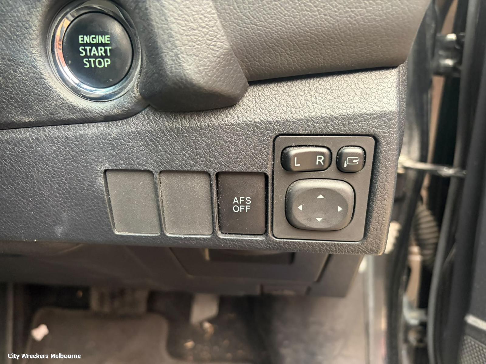 TOYOTA COROLLA COURTESY LIGHT, ZRE182R, FRONT, 10/2012 - 06/2018
