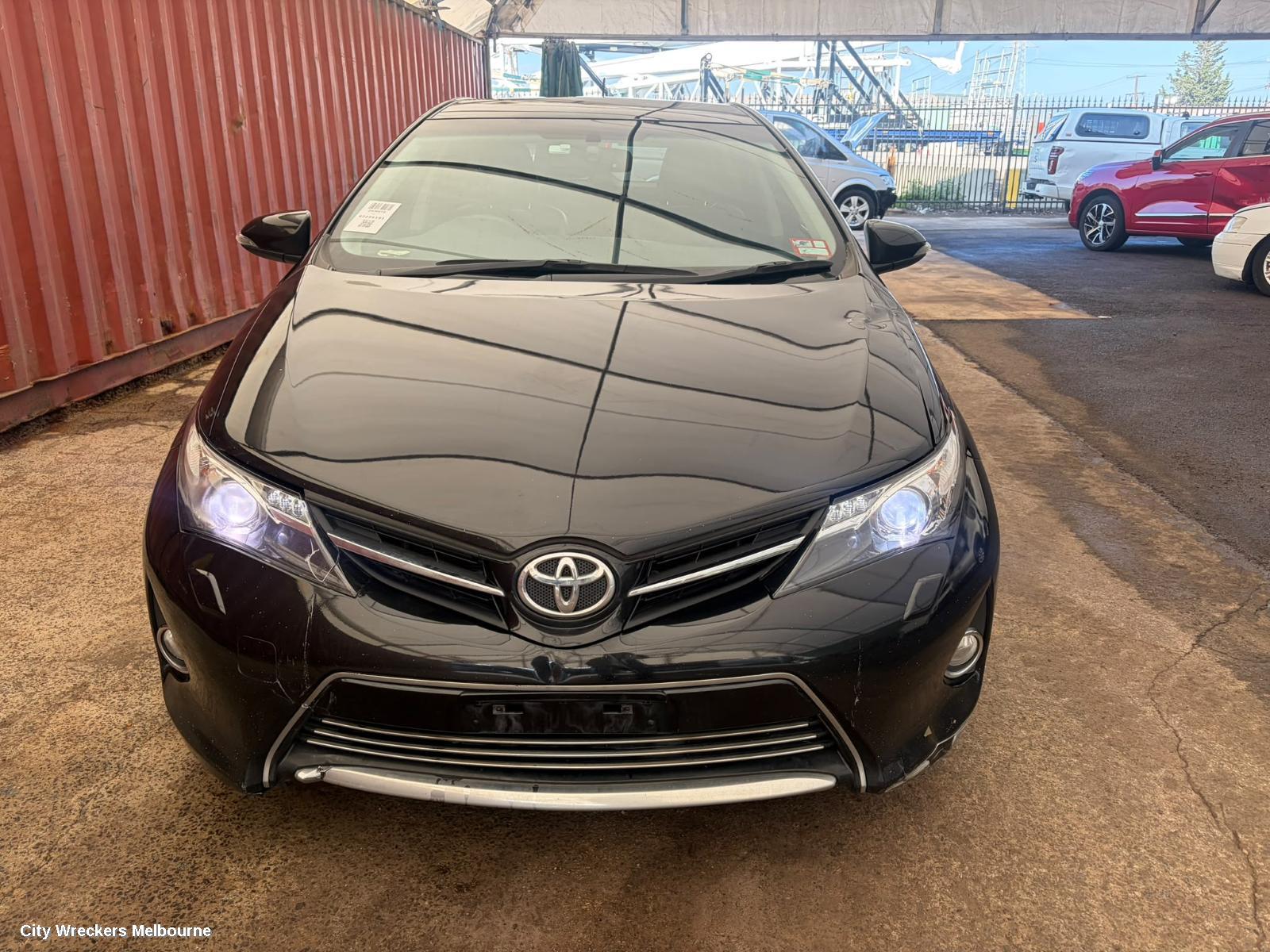 TOYOTA COROLLA COURTESY LIGHT, ZRE182R, FRONT, 10/2012 - 06/2018