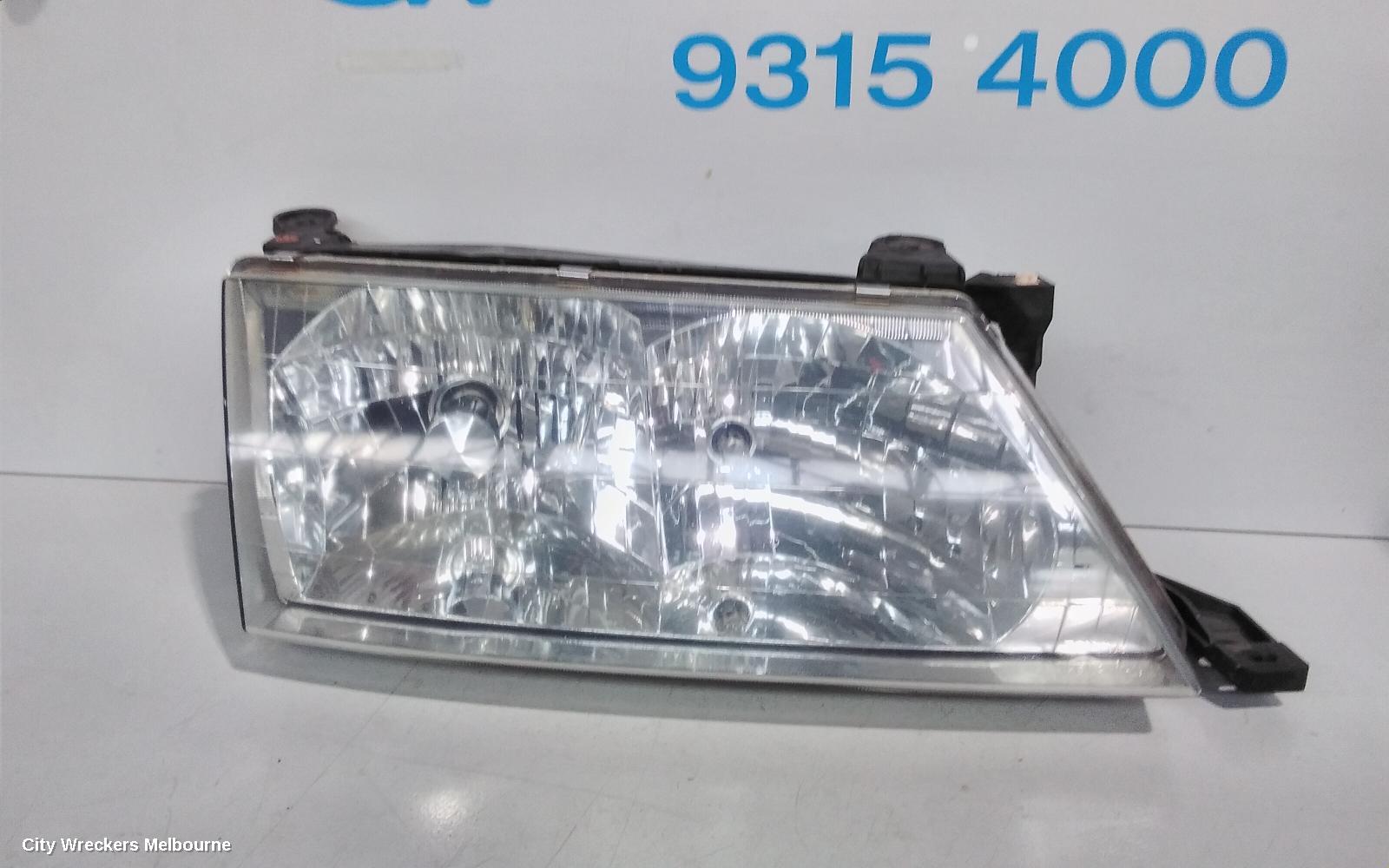 TOYOTA AVALON RIGHT HEADLAMP, MCX10R, HELLA LENS# 07-29, 07/2000 - 09/2003