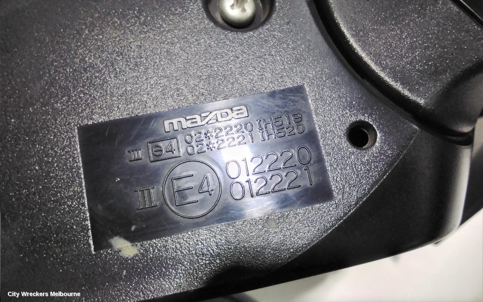 MAZDA 3 RIGHT DOOR MIRROR, BK, POWER, HATCH, MPS, 3 WIRE TYPE, 07/2006 - 04/2009