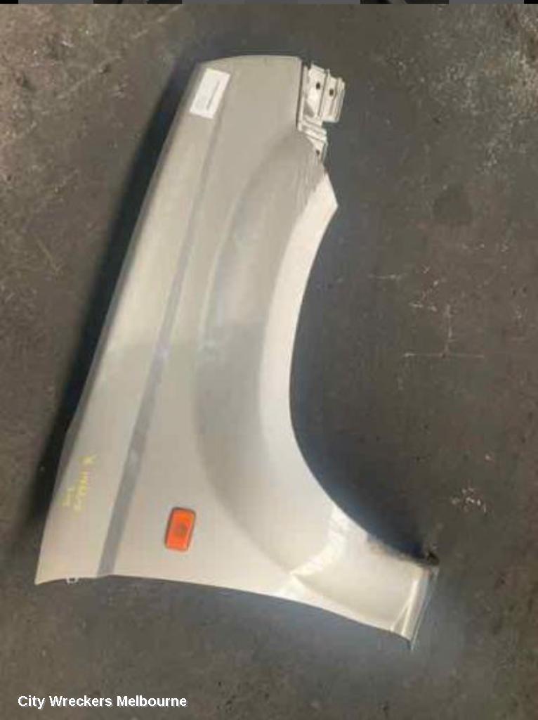 NISSAN XTRAIL RIGHT GUARD, T30, 10/2001 - 09/2007