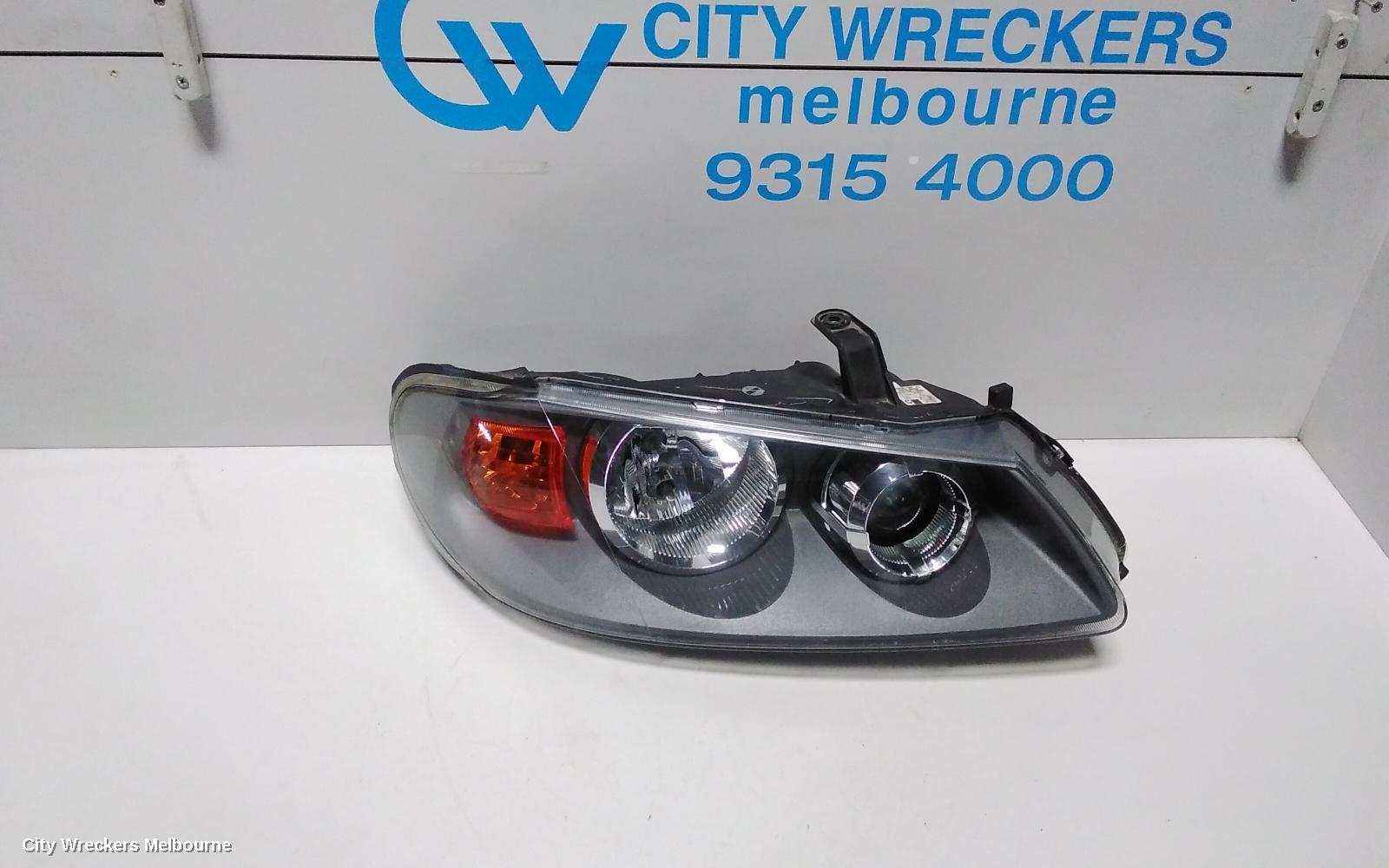 NISSAN PULSAR RIGHT HEADLAMP, N16, HATCH, 1 PIECE H/LAMP + C/LIGHT, GREY BACKING TYPE, 06/2001 - 12/2005