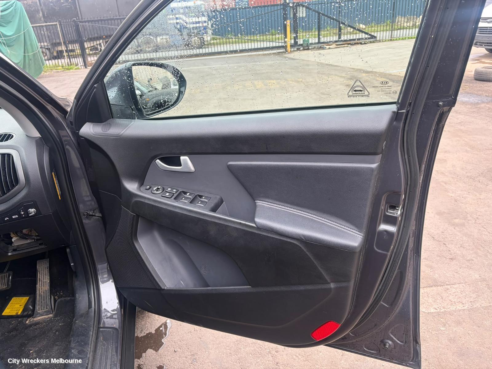 KIA SPORTAGE SIDE STEP/SKIRT, SL, LH SIDE, 05/2010 - 10/2015