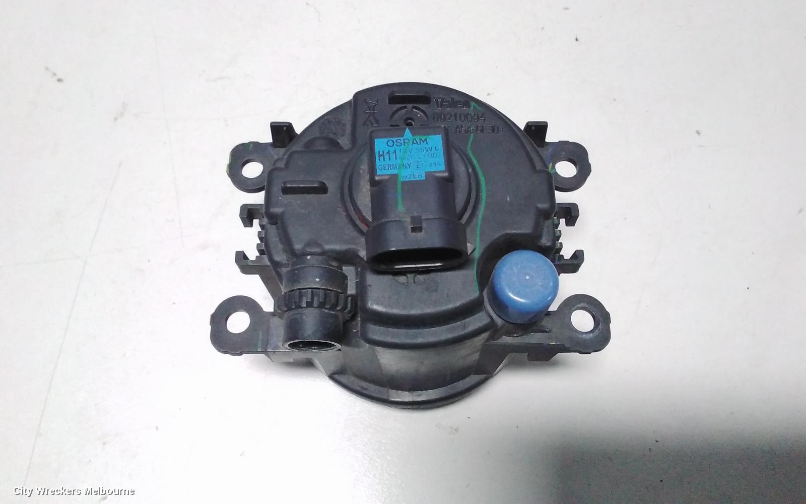 FORD FOCUS LEFT INDICATOR/FOG/SIDE, BUMPER FOGLAMP, LW, TREND/SPORT/TITANIUM, 05/2011 - 08/2015
