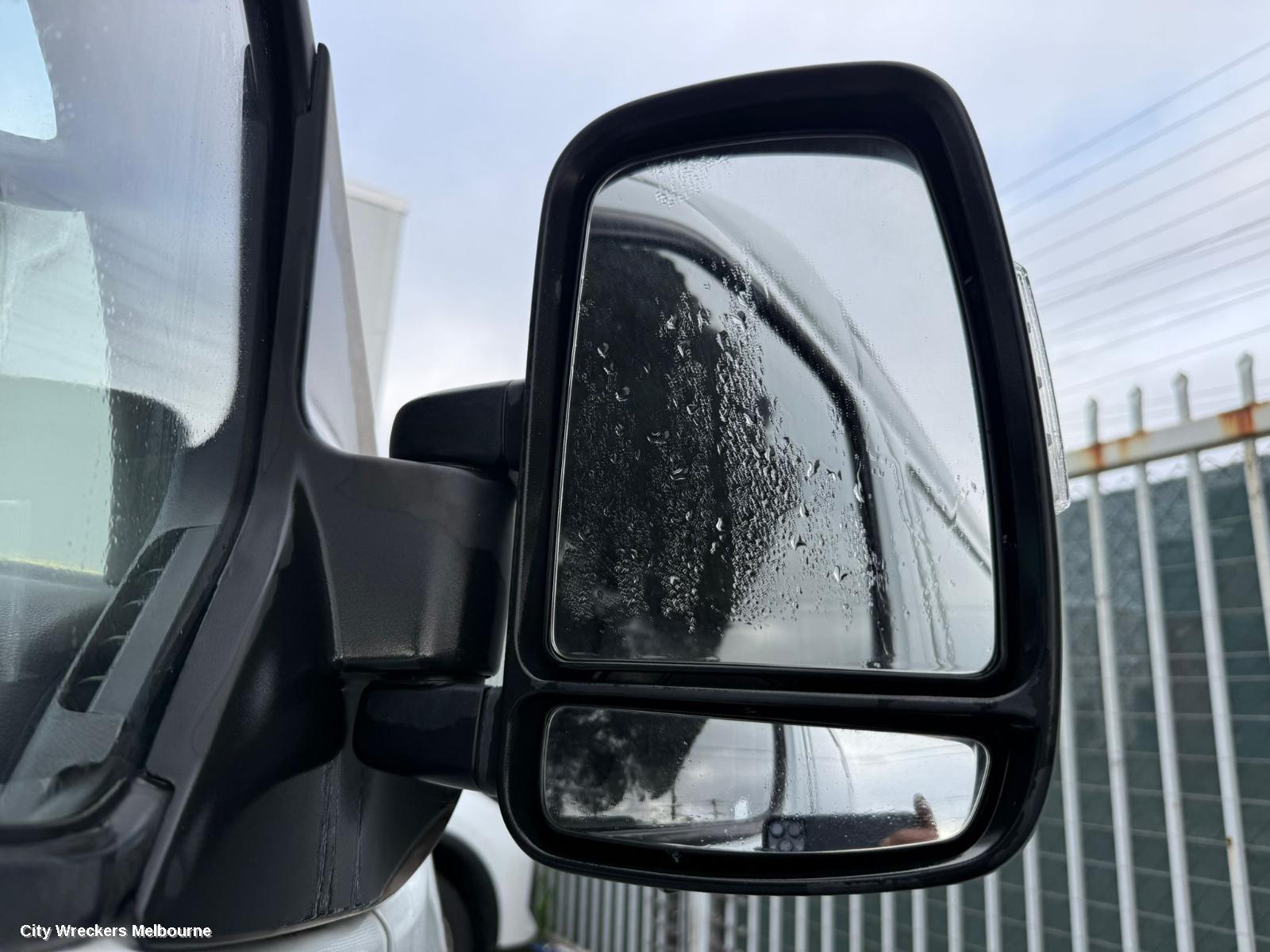 LDV V80 RIGHT FRONT DOOR, 01/2013 - 12/2023
