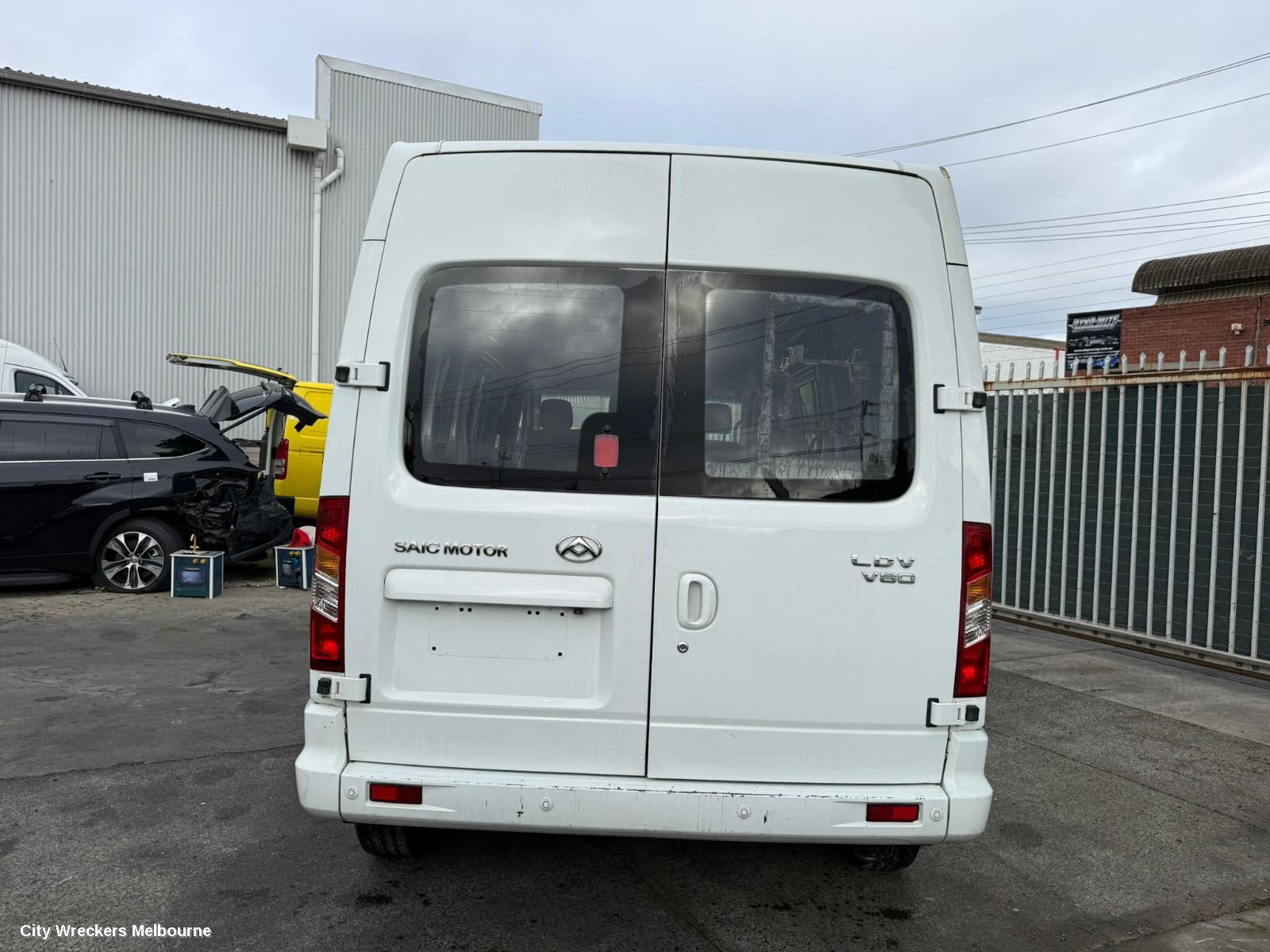 LDV V80 RIGHT FRONT DOOR, 01/2013 - 12/2023