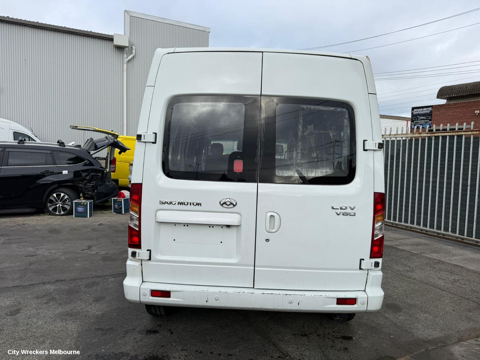 LDV V80 RIGHT FRONT DOOR, 01/2013 - 12/2023