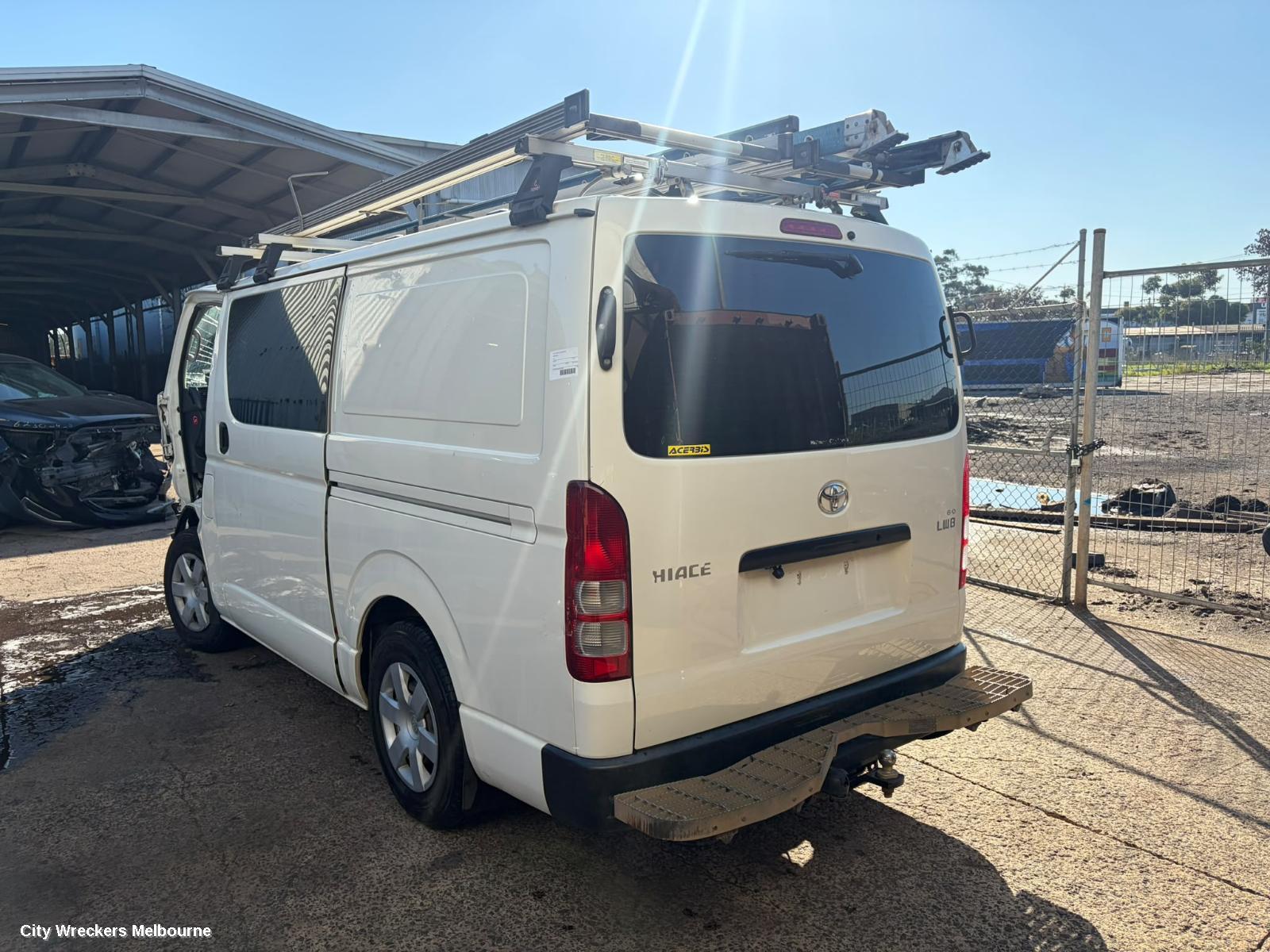TOYOTA HIACE, TRH/KDH 03/2005 - 04/2019, SHELVING !!
