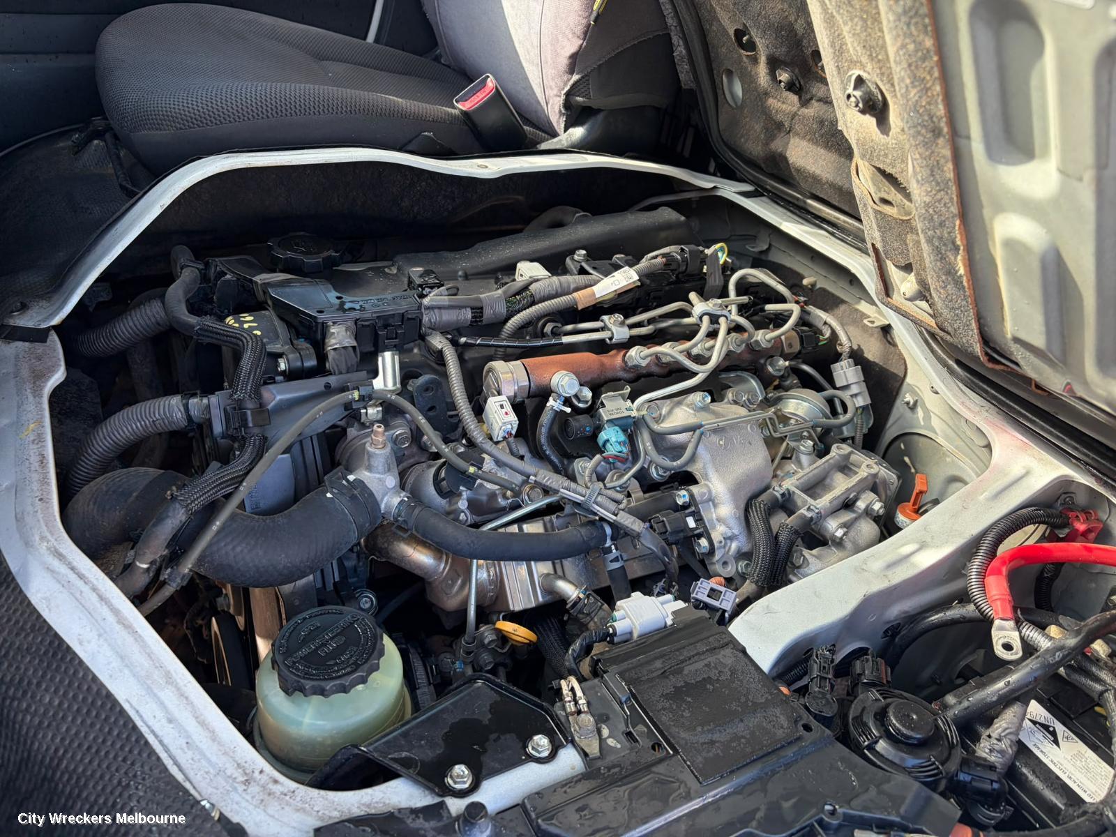 TOYOTA HIACE, TRH/KDH 03/2005 - 04/2019, SHELVING !!