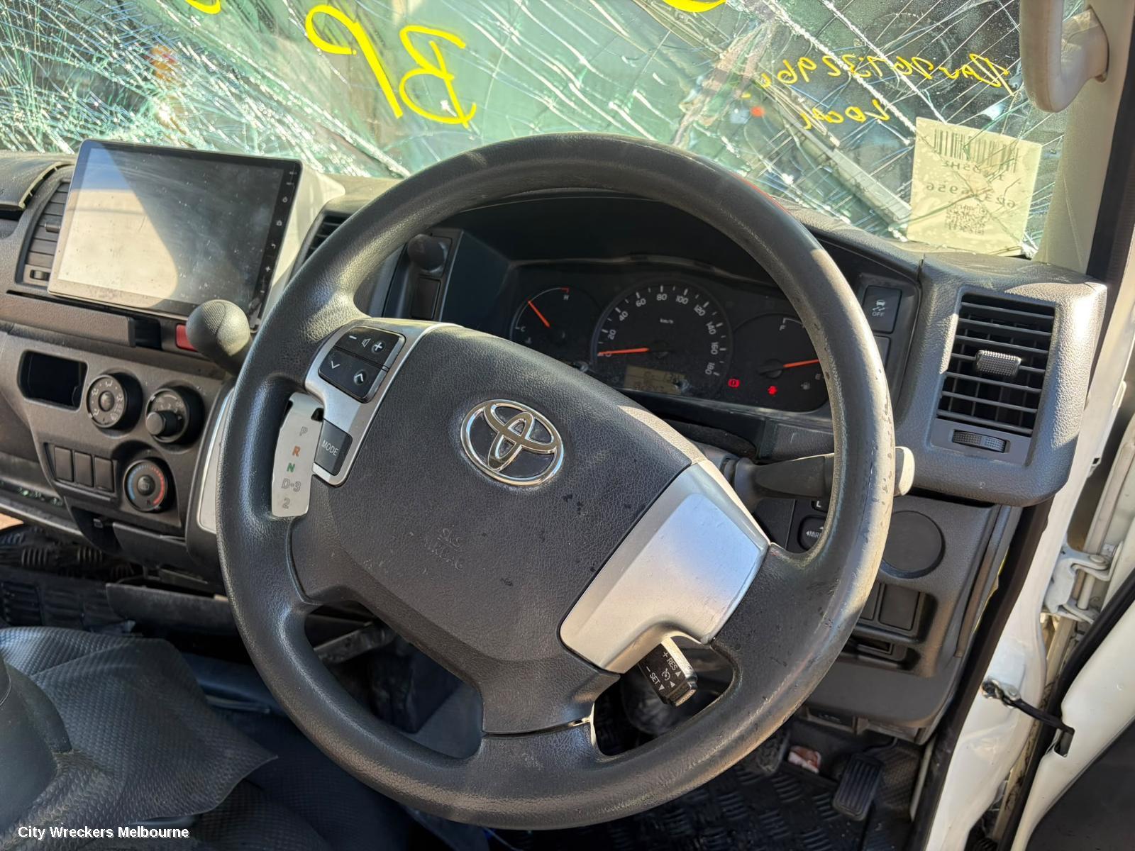 TOYOTA HIACE, TRH/KDH 03/2005 - 04/2019, SHELVING !!
