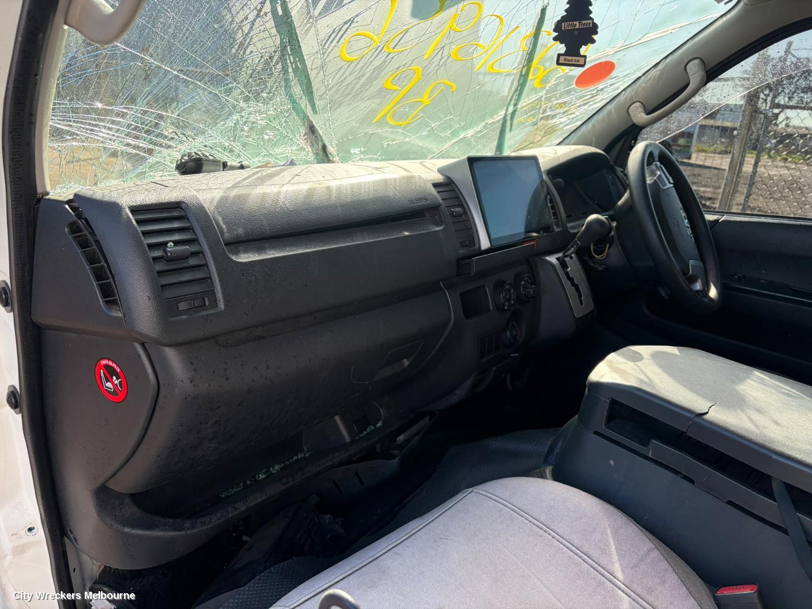 TOYOTA HIACE, TRH/KDH 03/2005 - 04/2019, SHELVING !!