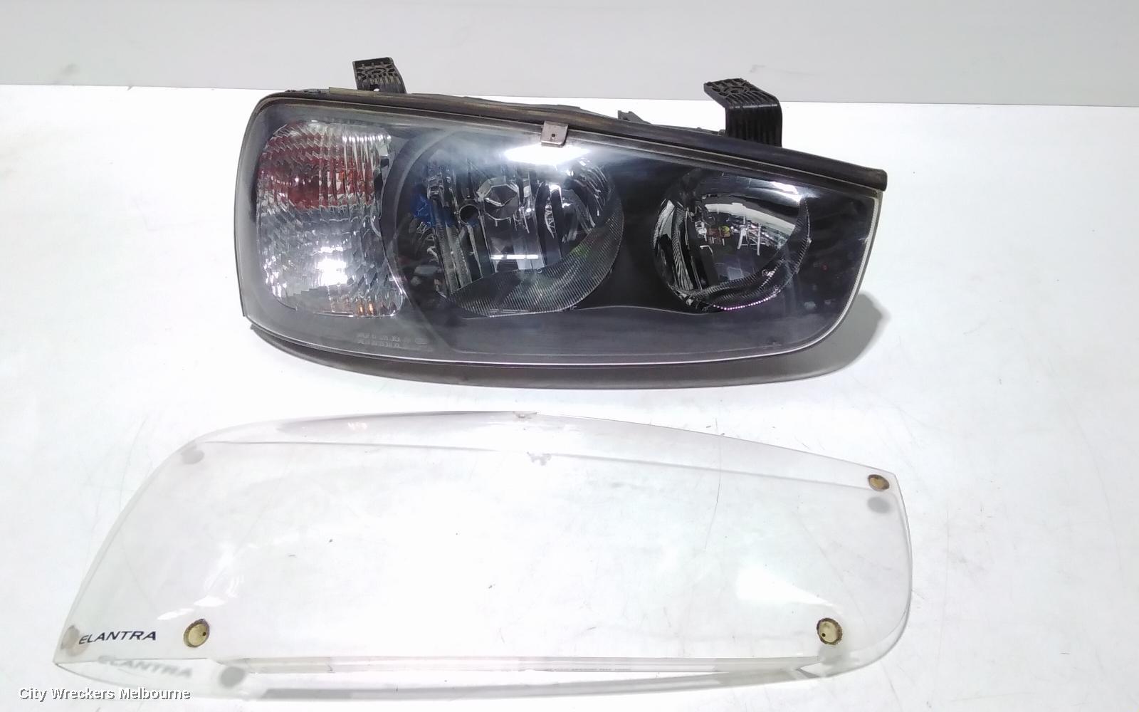 HYUNDAI ELANTRA RIGHT HEADLAMP, XD, 11/2000 - 09/2003