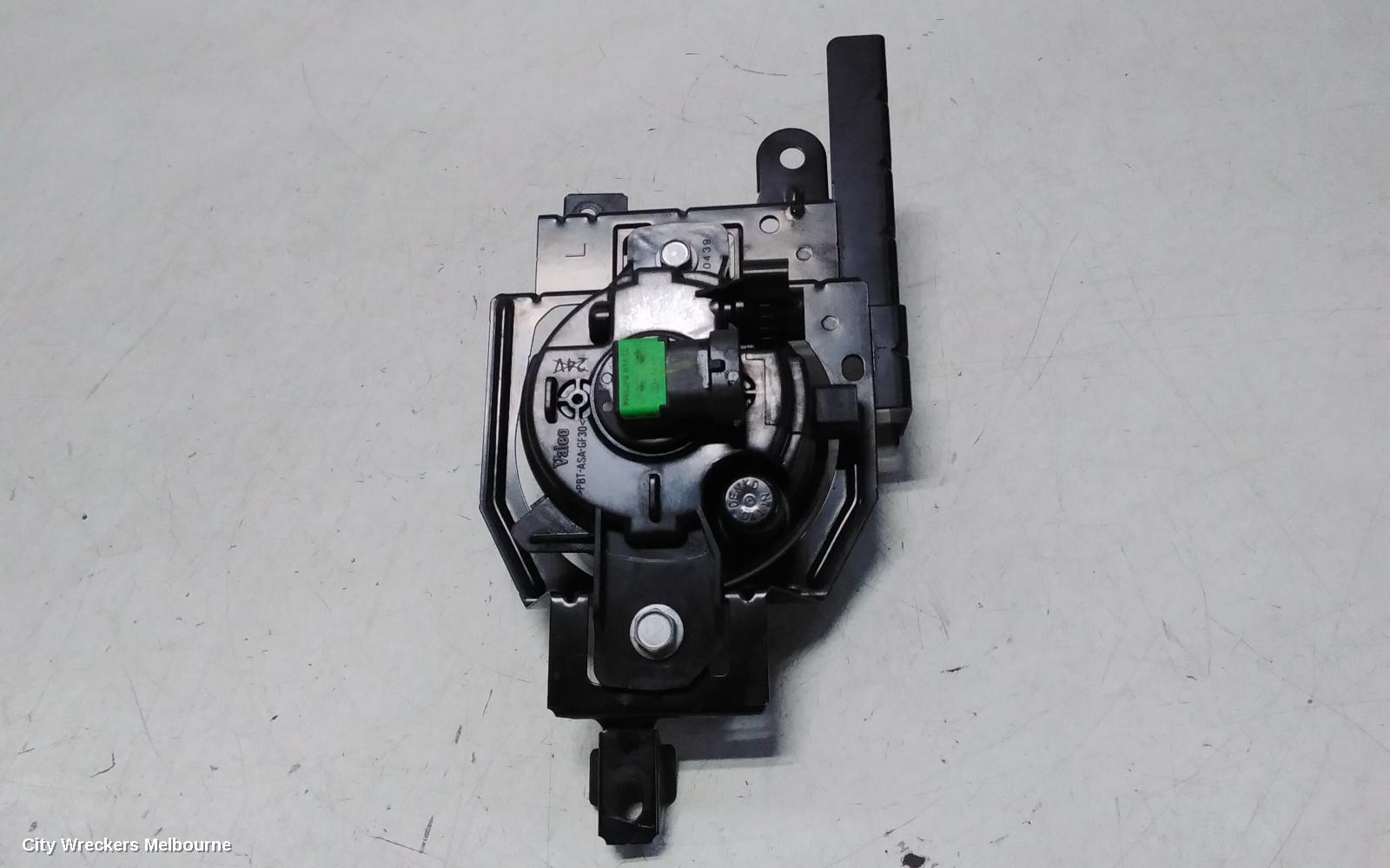 NISSAN MAXIMA LEFT INDICATOR/FOG/SIDE, BUMPER FOGLAMP, J31, 12/2005 - 05/2009