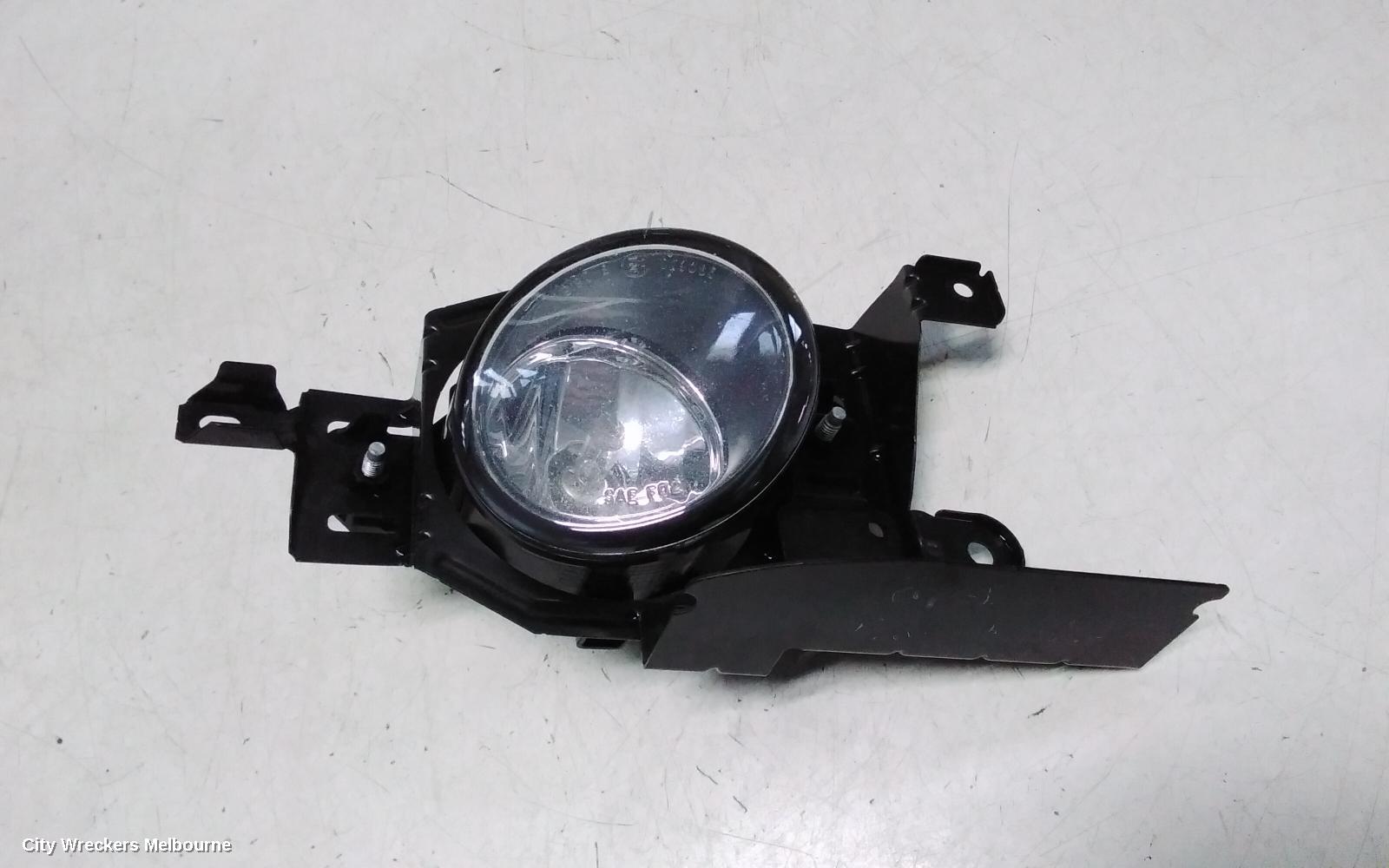 NISSAN MAXIMA RIGHT INDICATOR/FOG/SIDE, BUMPER FOGLAMP, J31, 12/2005 - 05/2009