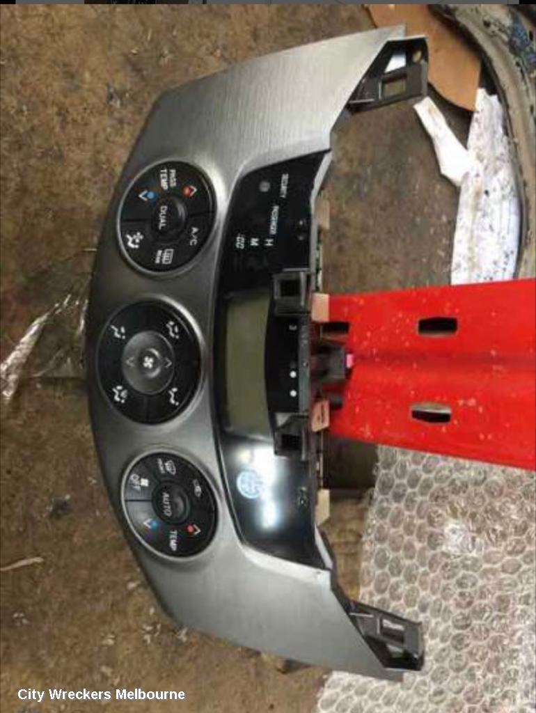 TOYOTA RAV4 HEATER/AC CONTROLS, CLIMATE CONTROL TYPE, ACA33, 11/2005 - 11/2012
