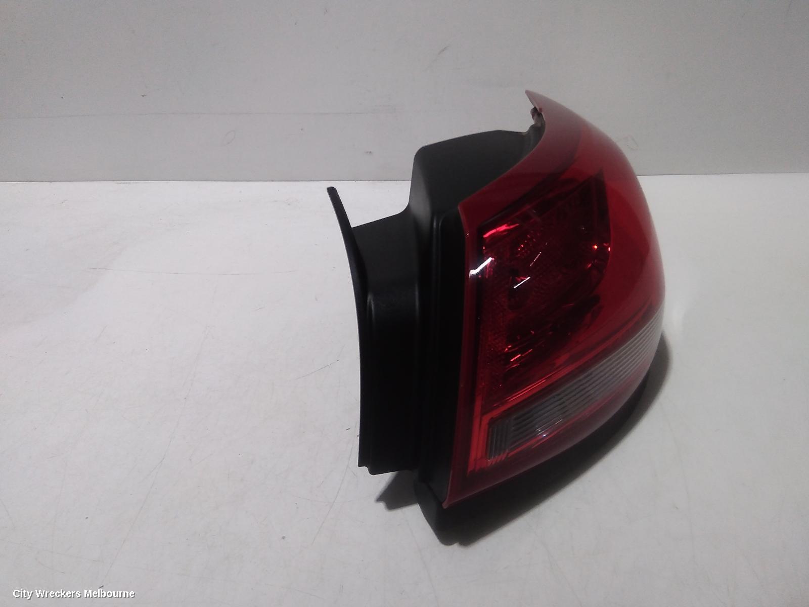 HOLDEN COMMODORE RIGHT TAILLIGHT, VF, SEDAN, CLEAR TYPE, EVOKE/SV6/SS/INTERNATIONAL, 05/2013 - 12/2017