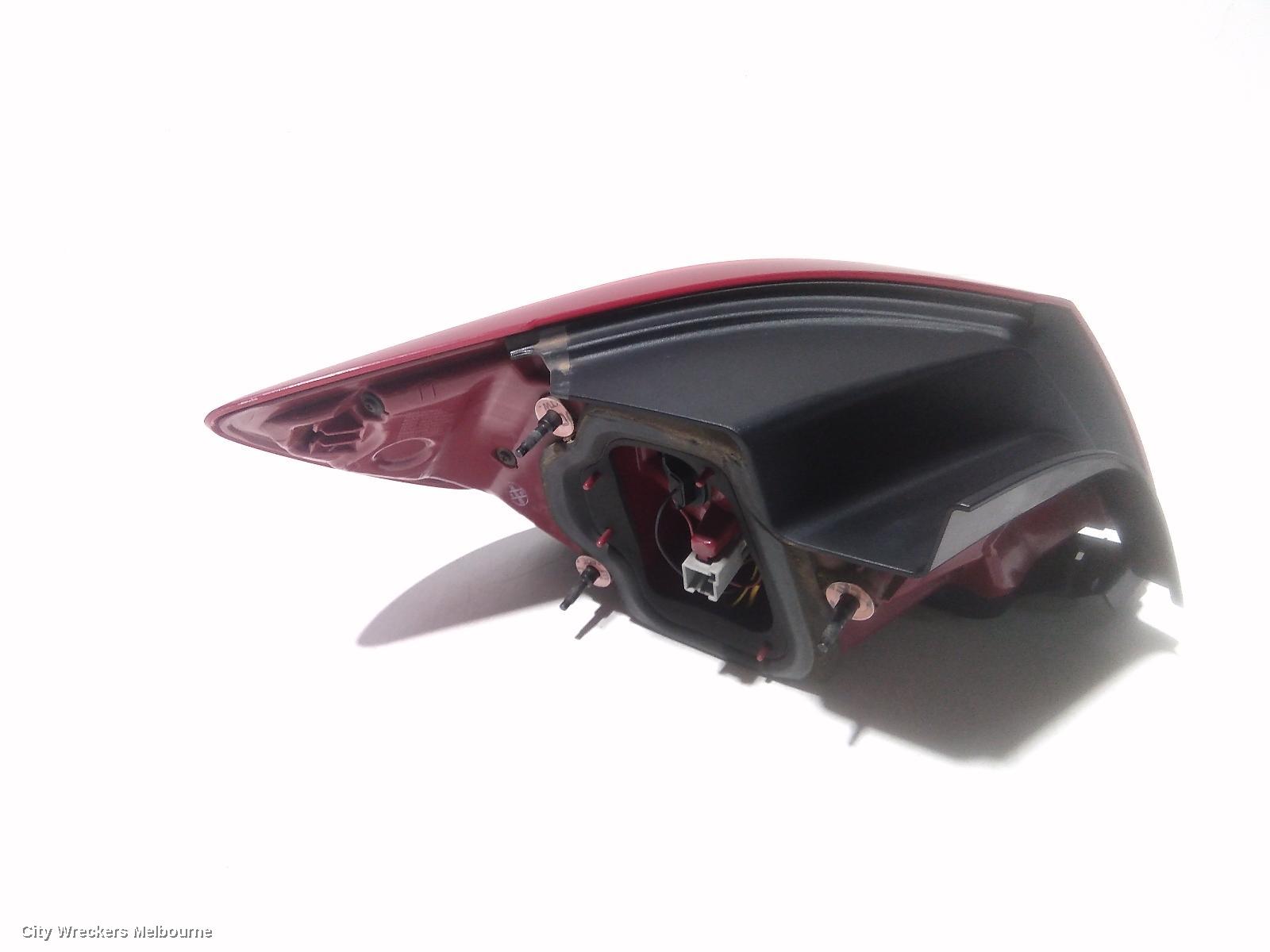 HOLDEN COMMODORE RIGHT TAILLIGHT, VF, SEDAN, CLEAR TYPE, EVOKE/SV6/SS/INTERNATIONAL, 05/2013 - 12/2017