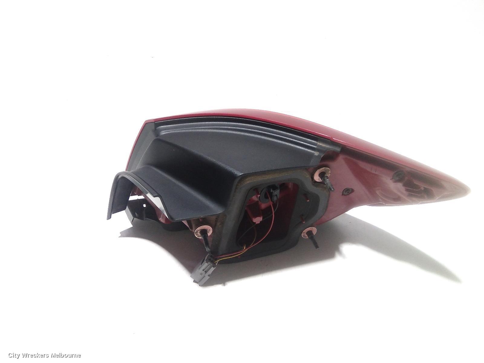 HOLDEN COMMODORE LEFT TAILLIGHT, VF, SEDAN, CLEAR TYPE, EVOKE/SV6/SS/INTERNATIONAL, 05/2013 - 12/2017
