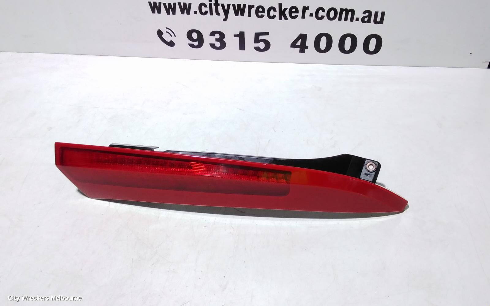 VOLVO XC90 RIGHT TAILLIGHT, UPPER, 07/2003 - 08/2006