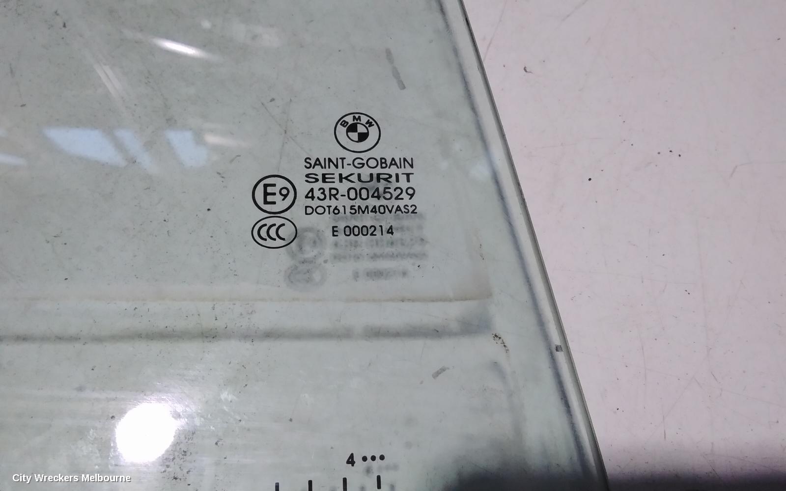 BMW X5 RIGHT REAR DOOR WINDOW, E53, SINGLE GLAZE, 11/2000 - 08/2006