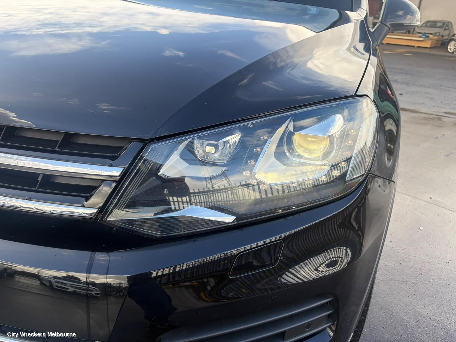 VOLKSWAGEN TOUAREG GRILLE, RADIATOR GRILLE, 7P, 12/2010 - 04/2018