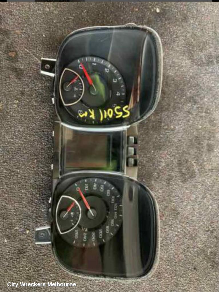 HOLDEN MALIBU INSTRUMENT CLUSTER, PETROL, 2.4, AUTO T/M, V300, 06/2013 - 12/2017