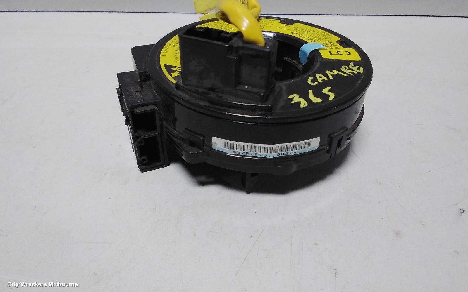 TOYOTA CAMRY AIRBAG MODULE/SENSOR, CLOCKSPRING, SK36, W/ CONTROLS ON STEERING WHEEL, YELLOW PLUG TYPE, 08/2002 - 05/2006