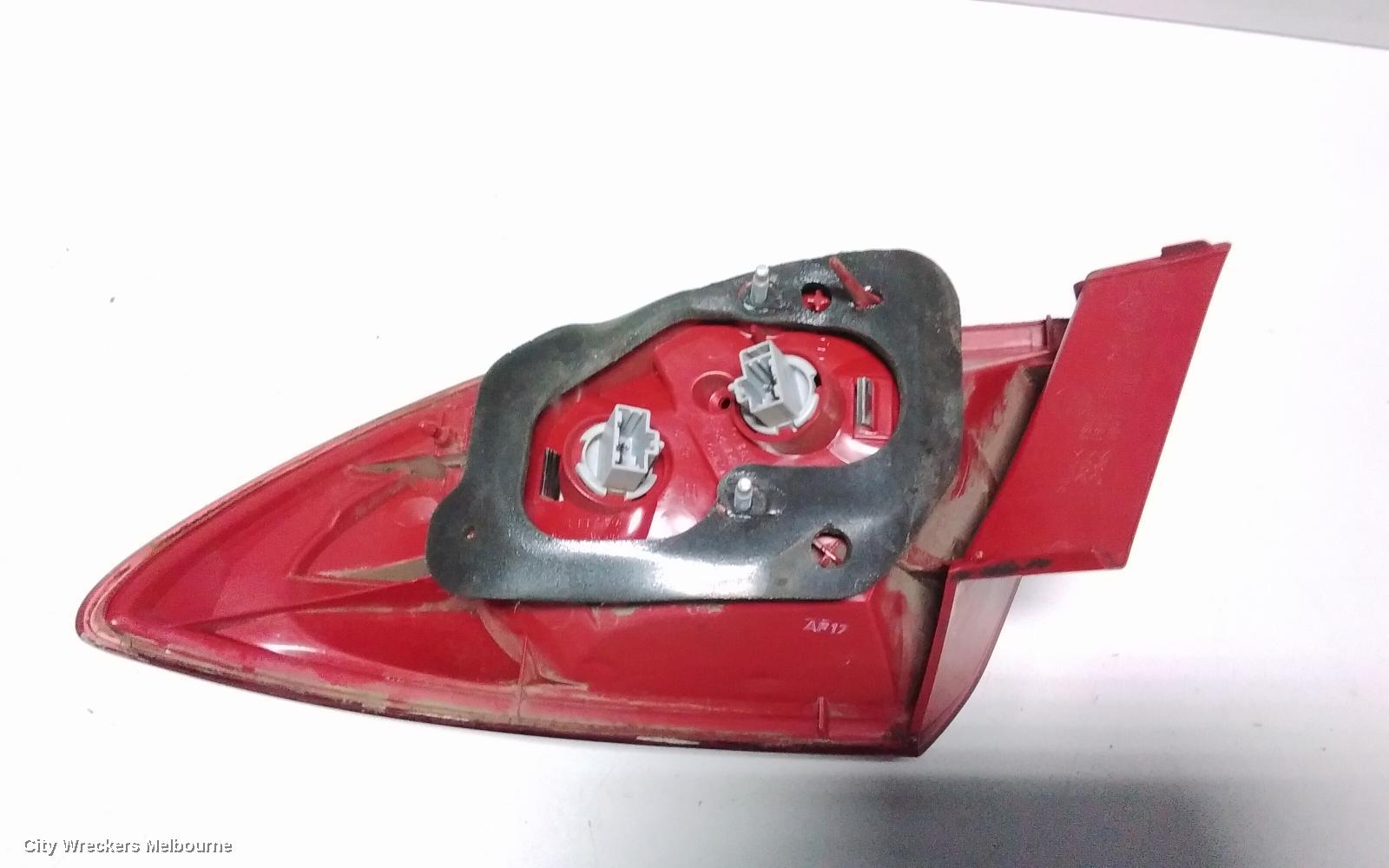 MAZDA 3 LEFT TAILLIGHT, BK, HATCH, 2.0 ENG, LENS# 2912, 10/2003 - 06/2006