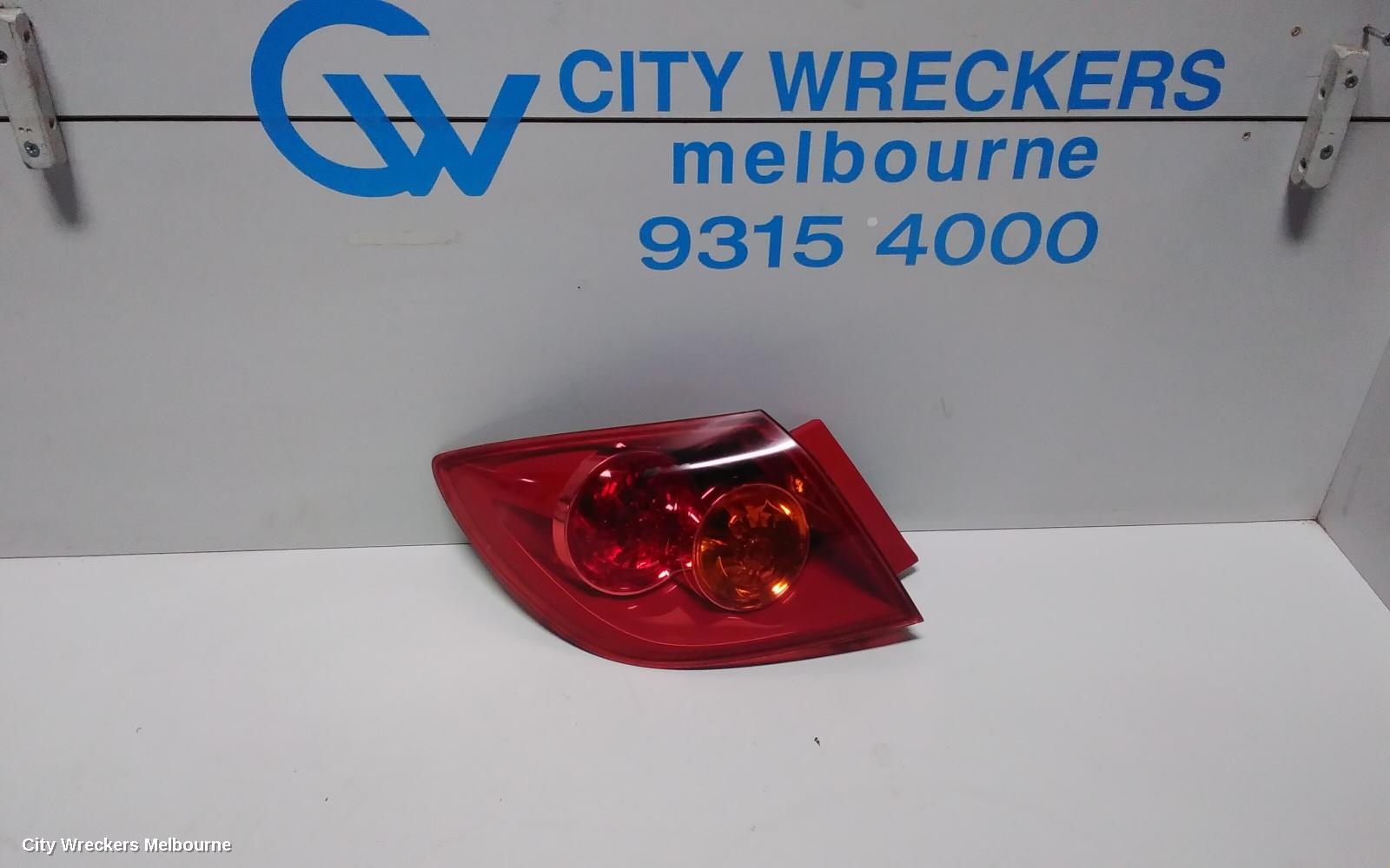 MAZDA 3 LEFT TAILLIGHT, BK, HATCH, 2.0 ENG, LENS# 2912, 10/2003 - 06/2006