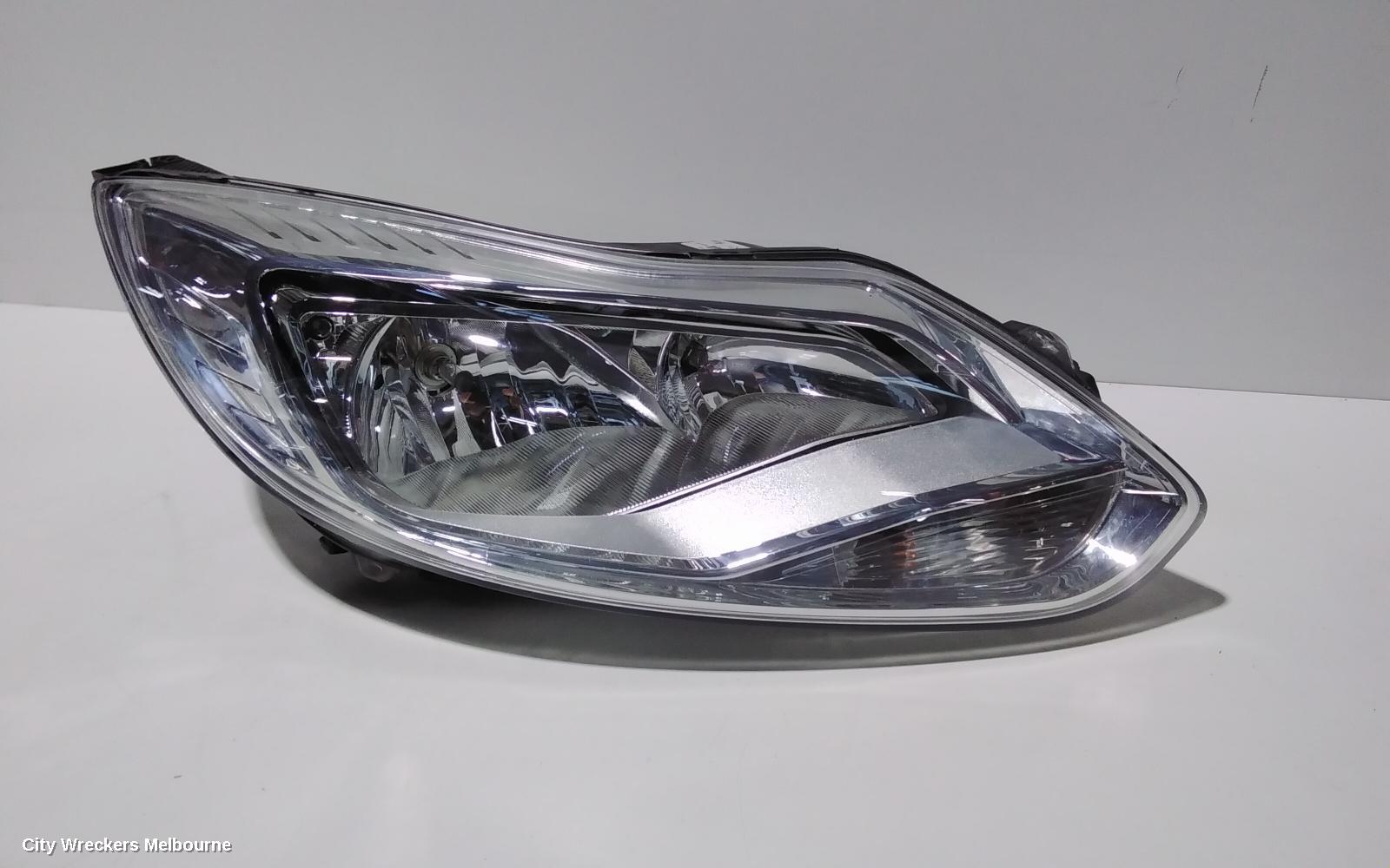 FORD FOCUS RIGHT HEADLAMP, LW, AMBIENTE/TREND, HALOGEN TYPE, CHROME INSERT, 08/2012 - 08/2015