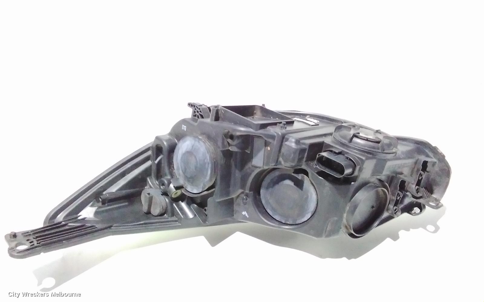 FORD FOCUS RIGHT HEADLAMP, LW, AMBIENTE/TREND, HALOGEN TYPE, CHROME INSERT, 08/2012 - 08/2015