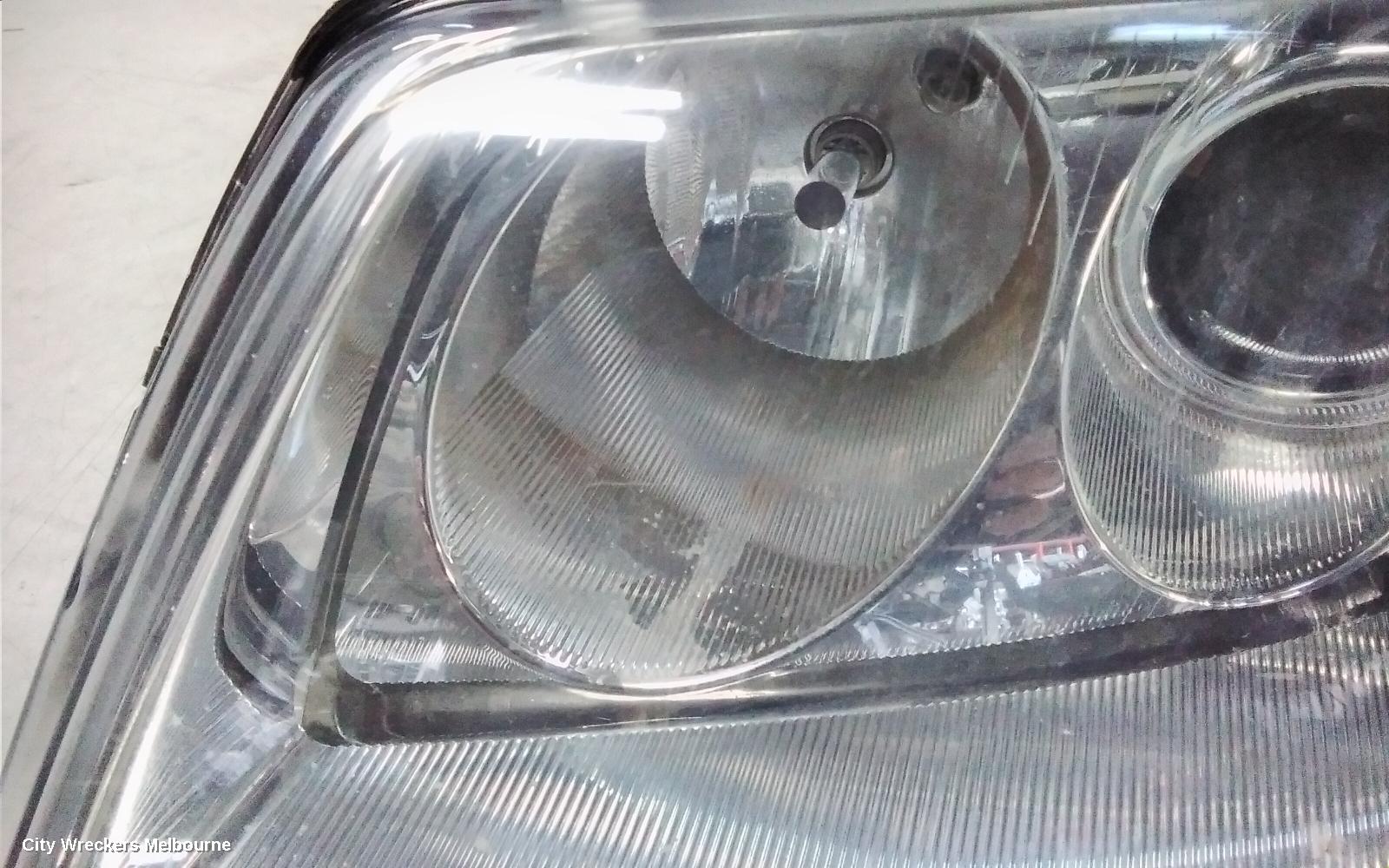 VOLKSWAGEN PASSAT LEFT HEADLAMP, 3B/GP, STANDARD TYPE, 02/2001 - 11/2005