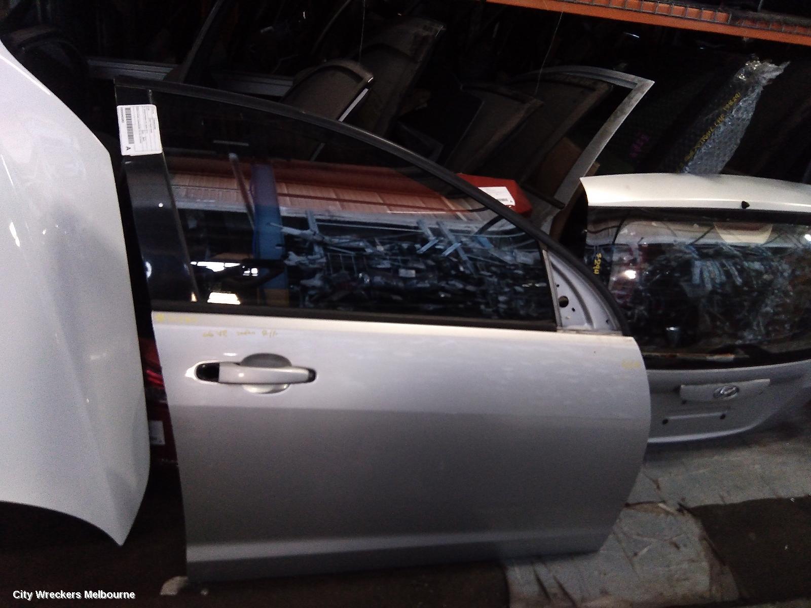 HOLDEN COMMODORE RIGHT FRONT DOOR, VE, SEDAN/WAGON/UTE, 08/2006 - 05/2013