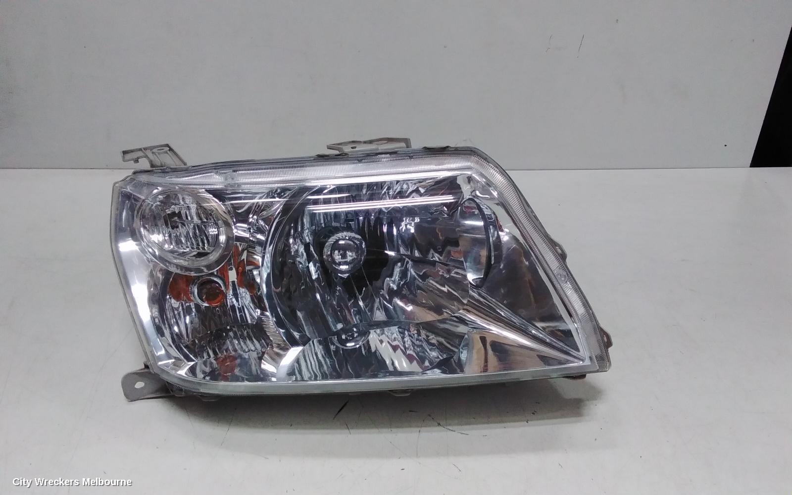 SUZUKI VITARA RIGHT HEADLAMP, GRAND VITARA, JB-JT, 3DR, HALOGEN, NON AUTO LEVELLING TYPE, 04/2005 - 12/2018