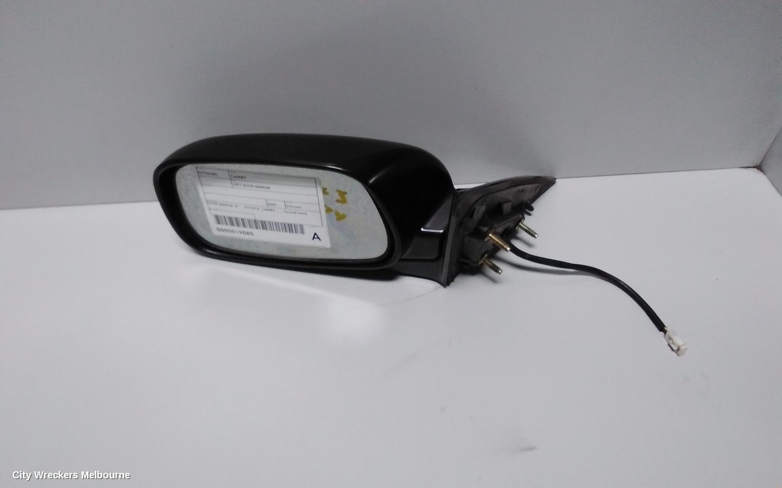 TOYOTA CAMRY LEFT DOOR MIRROR, SK36, BLACK, 08/2002 - 05/2006