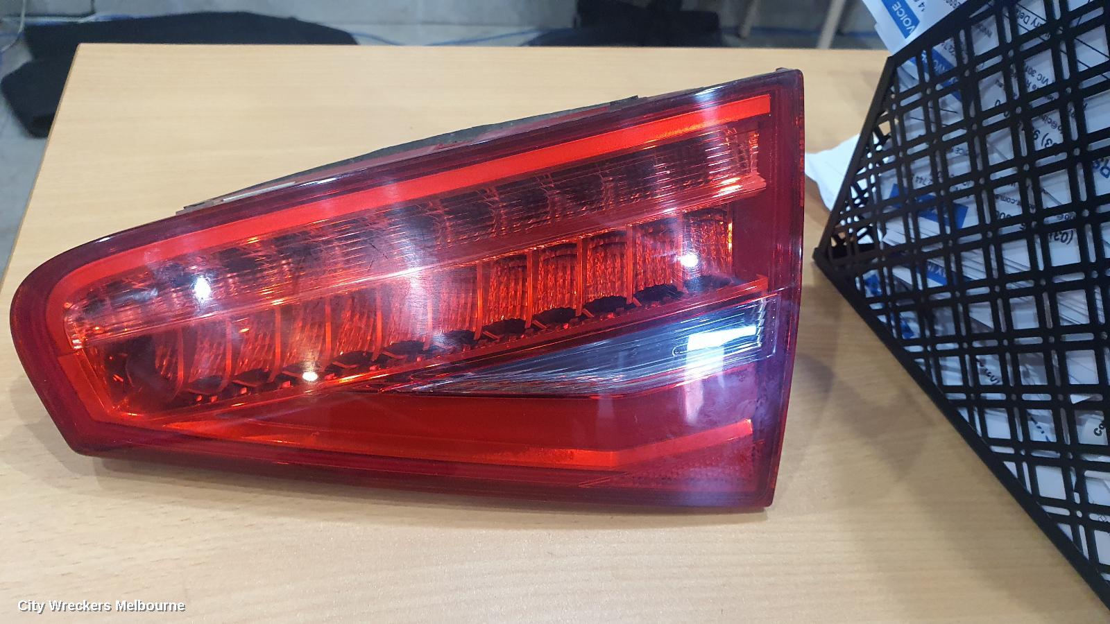 AUDI A4 REAR GARNISH, BOOTLID LAMP (RH SIDE), B8 8K (A4/S4), LED TYPE, 07/2012 - 09/2015