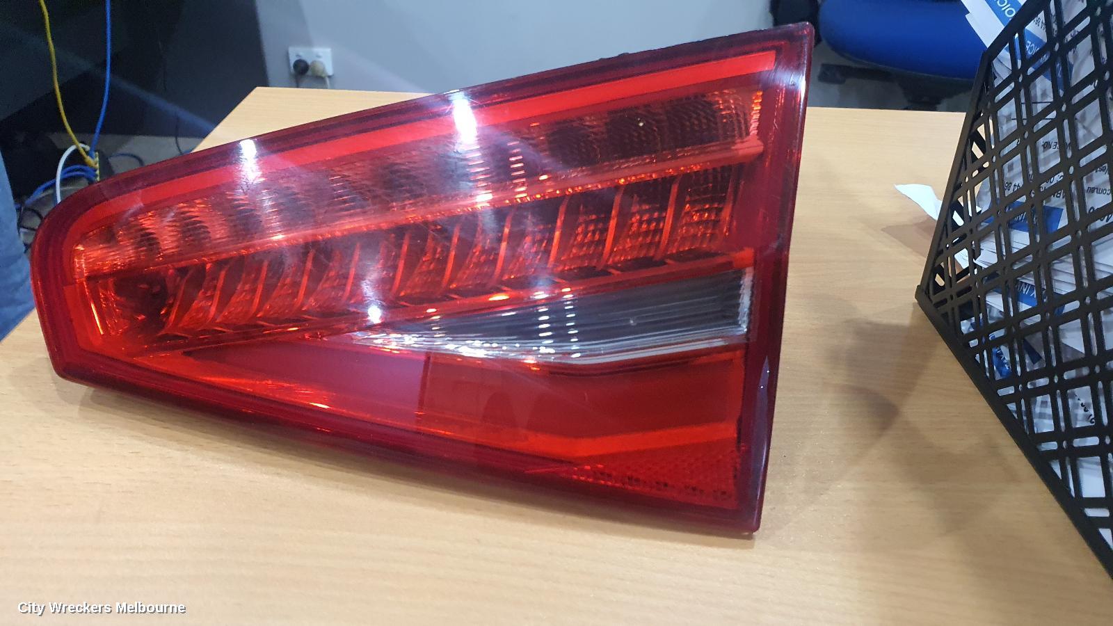 AUDI A4 REAR GARNISH, BOOTLID LAMP (RH SIDE), B8 8K (A4/S4), LED TYPE, 07/2012 - 09/2015