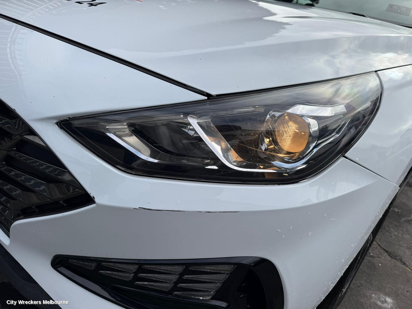 HYUNDAI I30 RIGHT HEADLAMP, PD, W/ HALOGEN TYPE, HATCH (S. KOREA VIN KMHH), ACTIVE/ELITE, 08/2020 - 12/2023