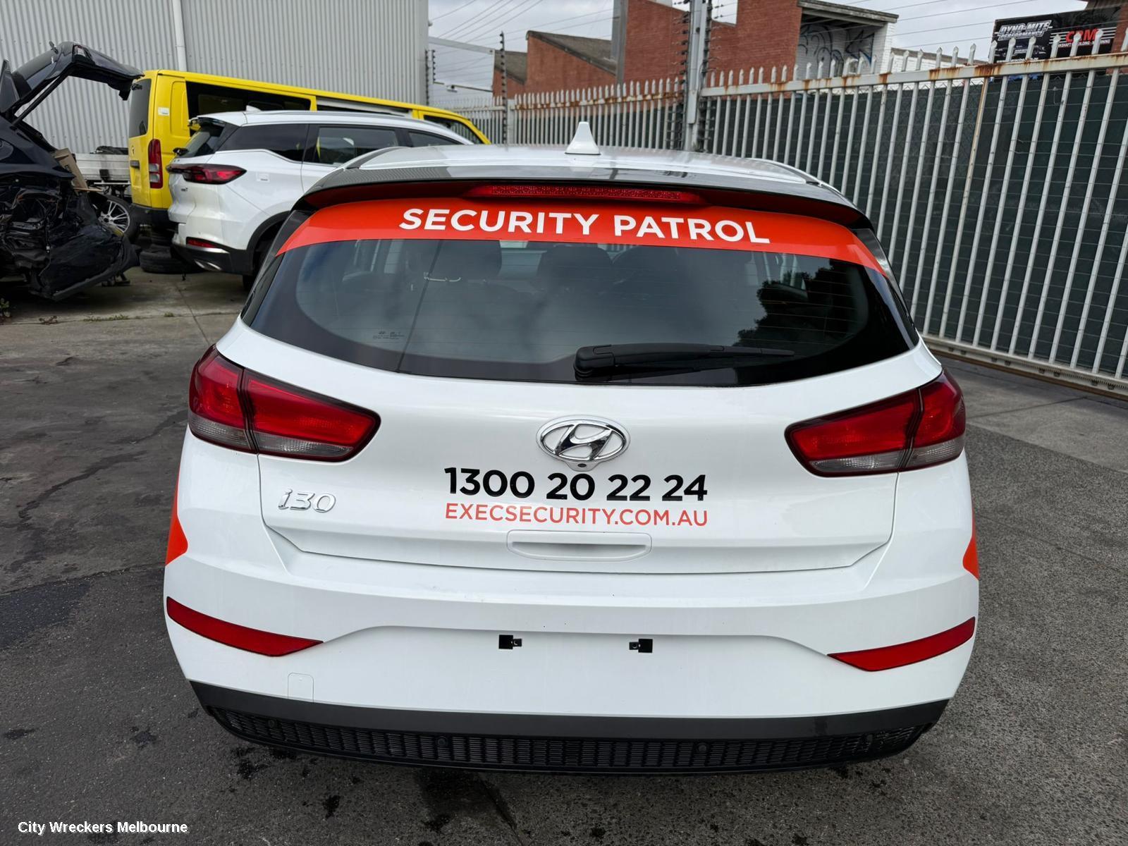 HYUNDAI I30 RIGHT HEADLAMP, PD, W/ HALOGEN TYPE, HATCH (S. KOREA VIN KMHH), ACTIVE/ELITE, 08/2020 - 12/2023
