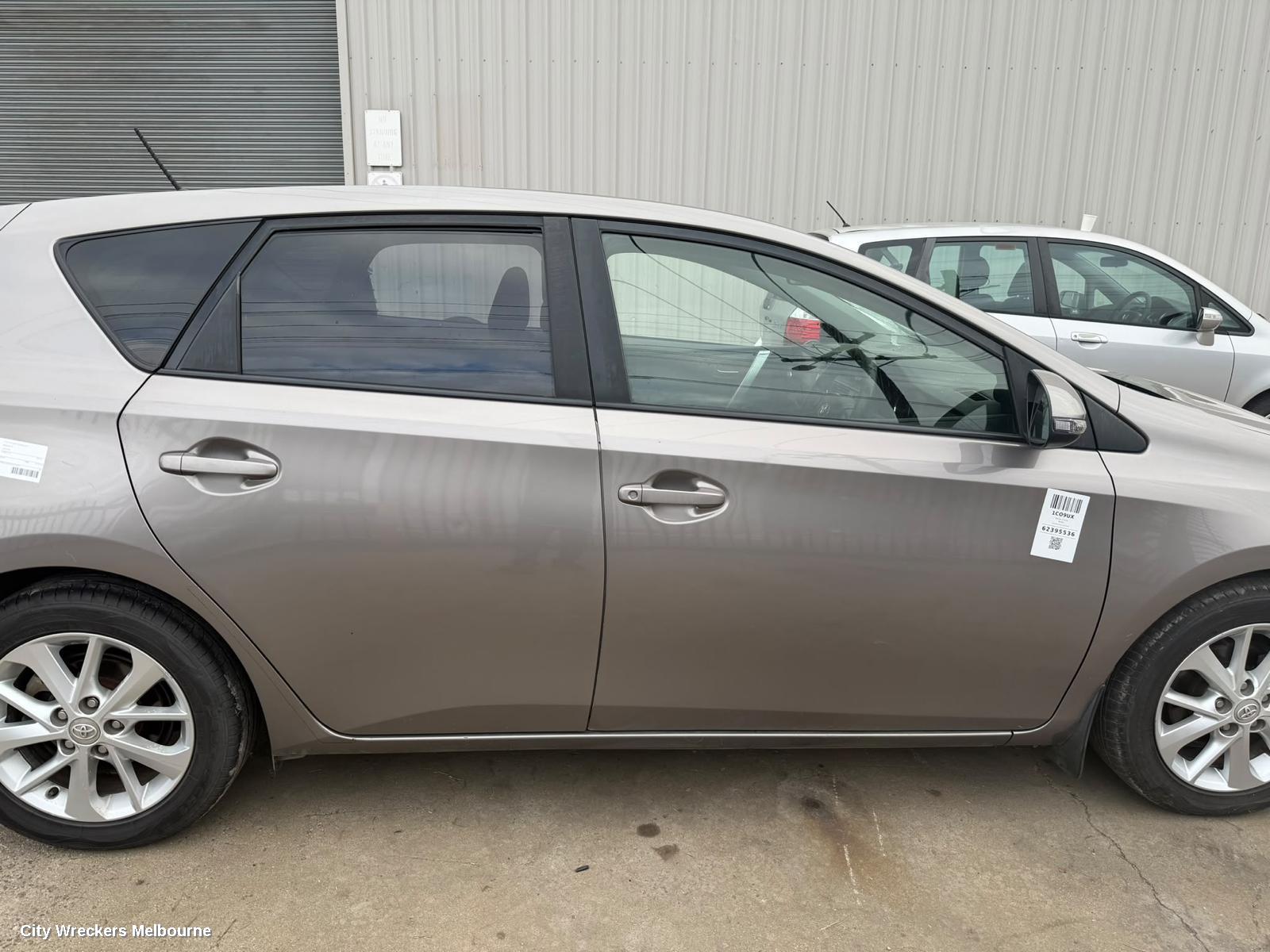 TOYOTA COROLLA LEFT TAILLIGHT, ZRE182R, HATCH, 08/2012 - 03/2015